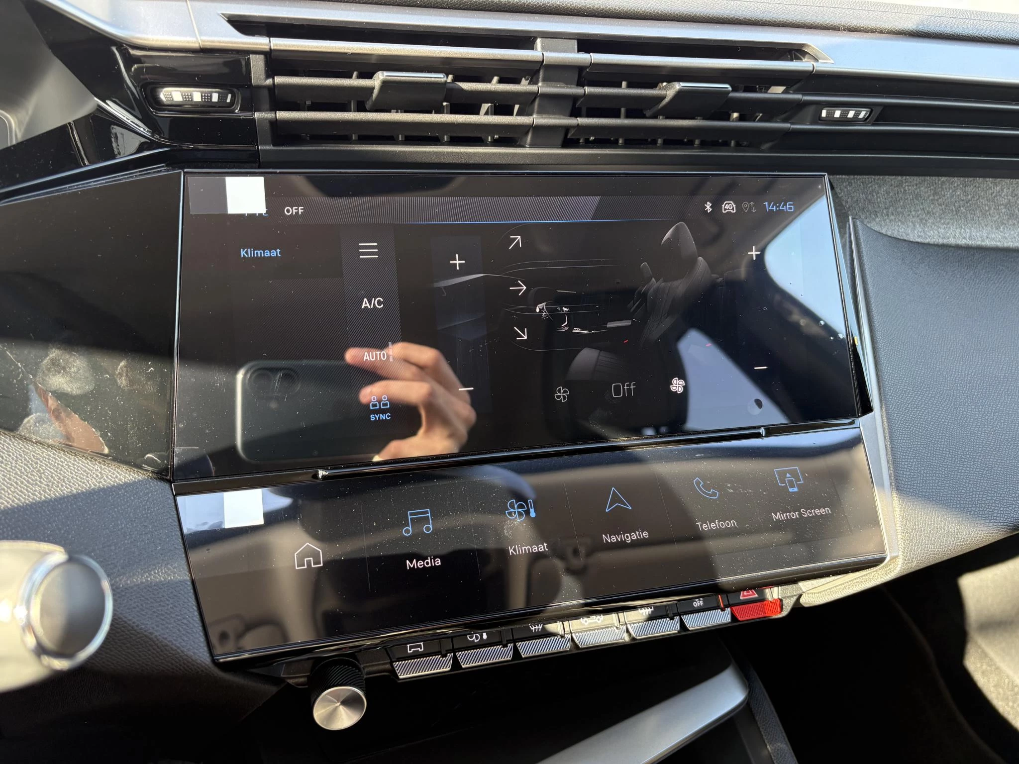 Peugeot-308-image-14