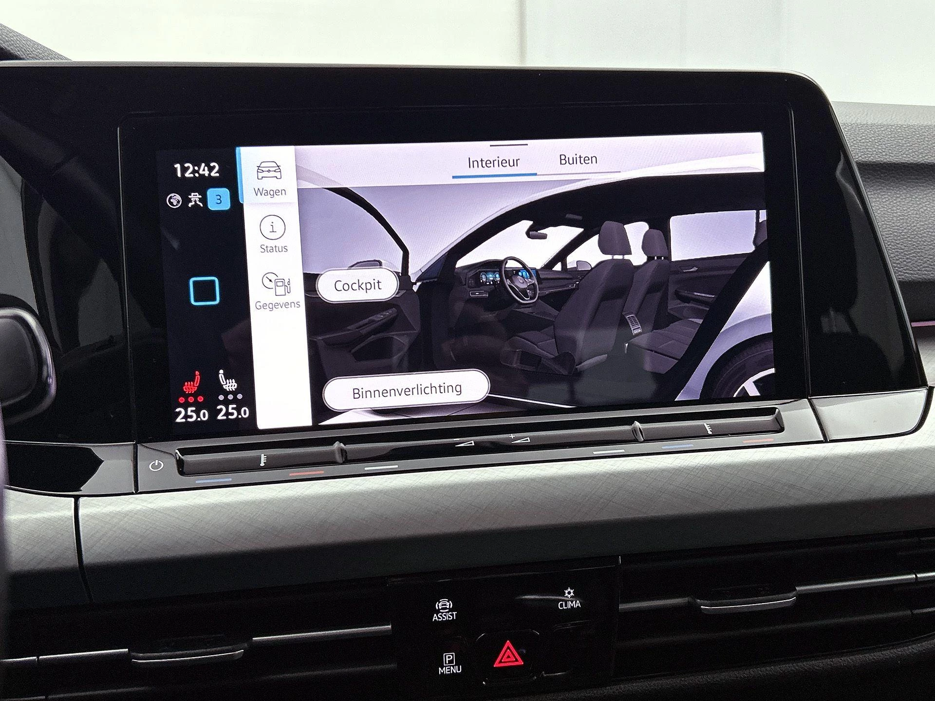 Volkswagen-Golf-image-12