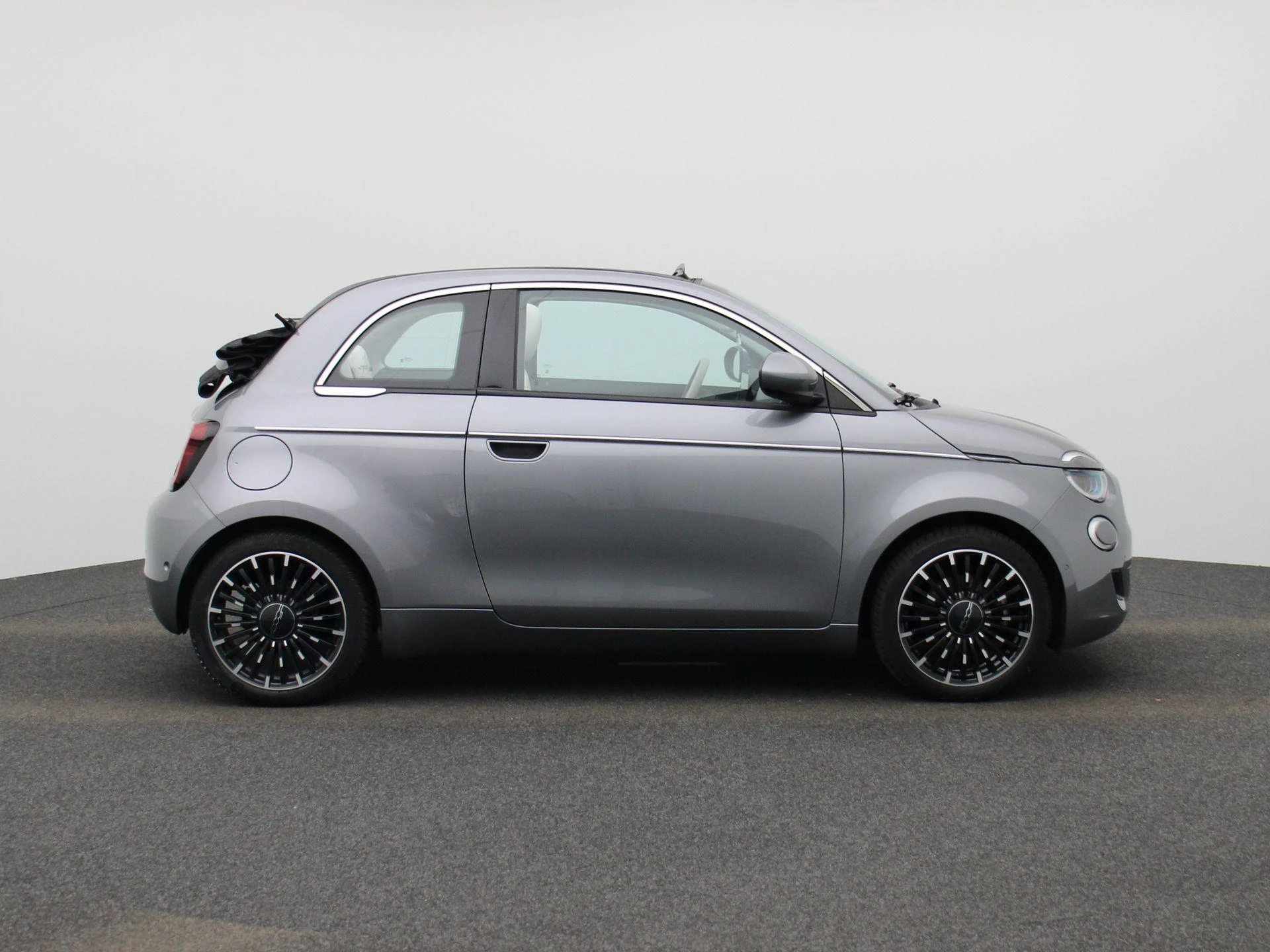 Fiat-500e-image-6