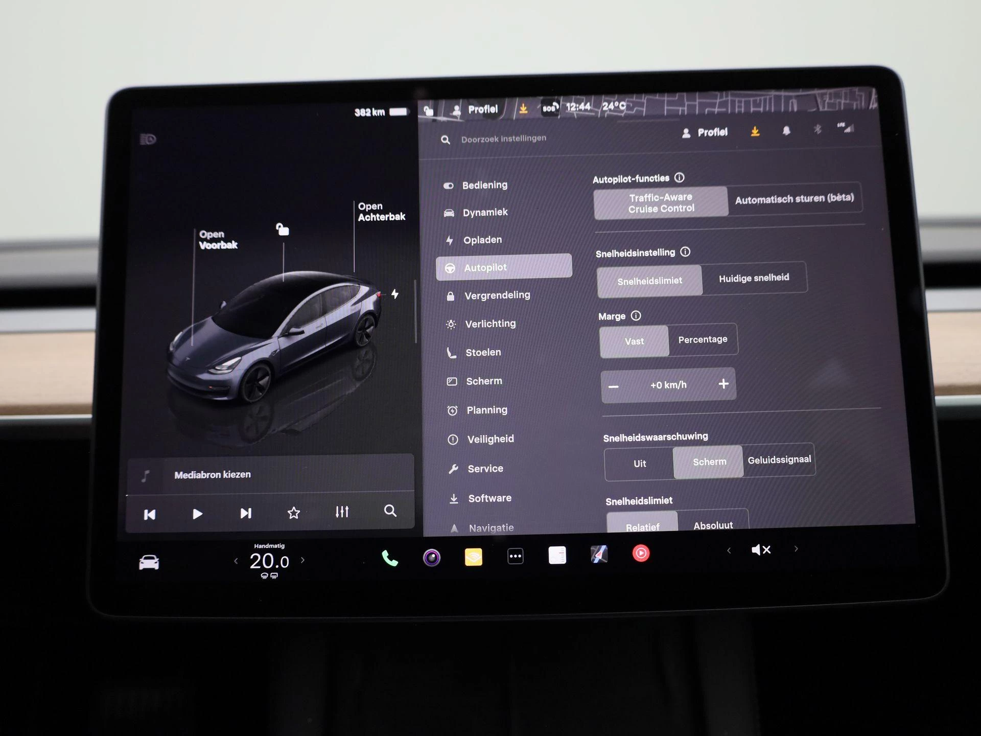 Tesla Model 3 Standard Range Autopilot