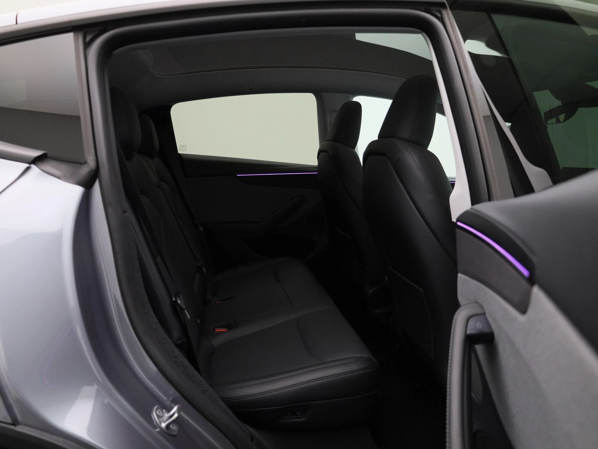 Tesla-Model Y-image-48