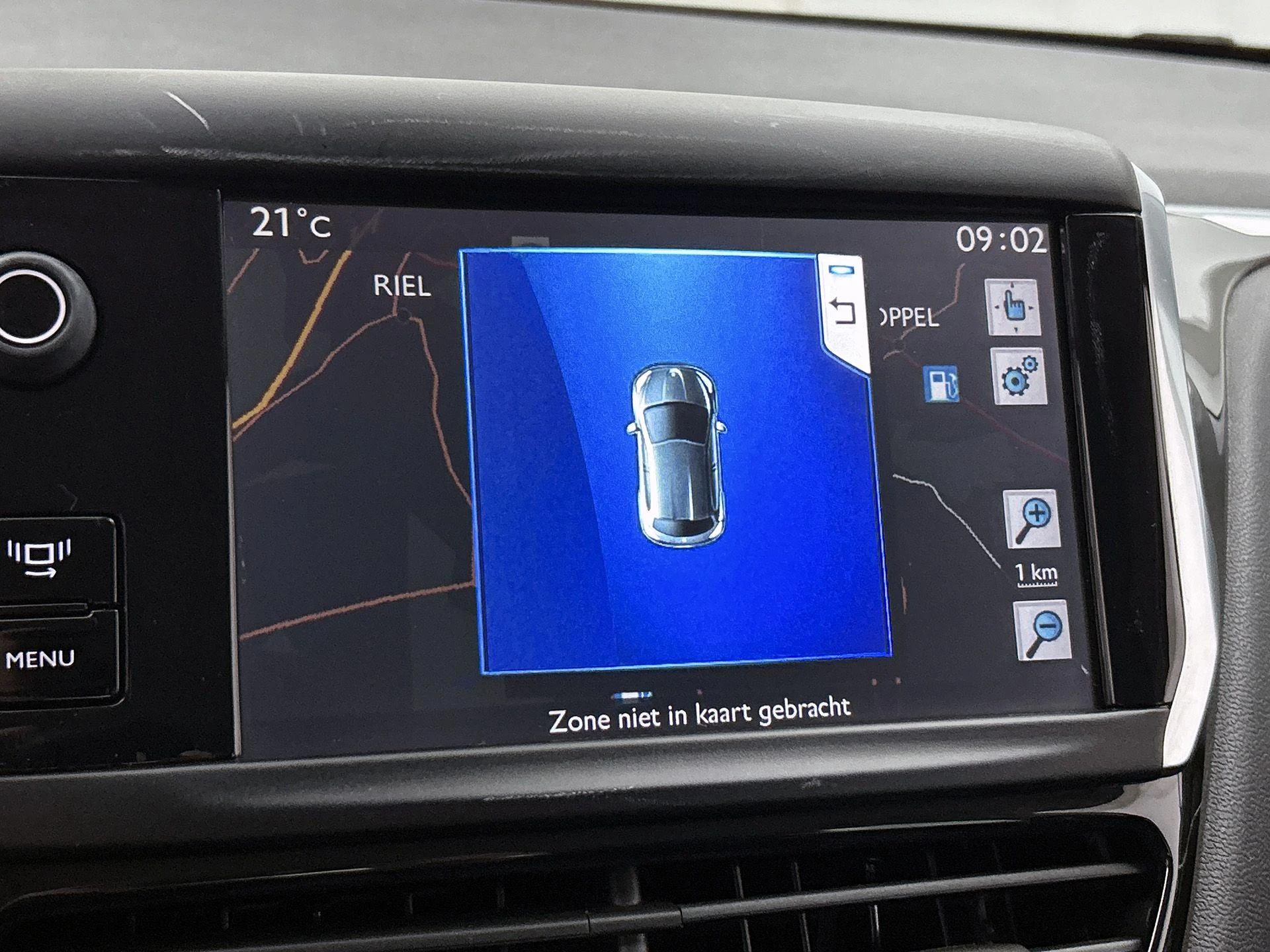 Peugeot-208-image-12