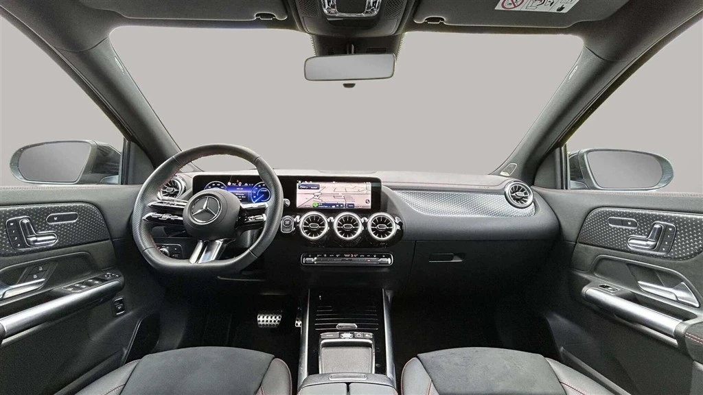 Mercedes-Benz-EQA-image-12