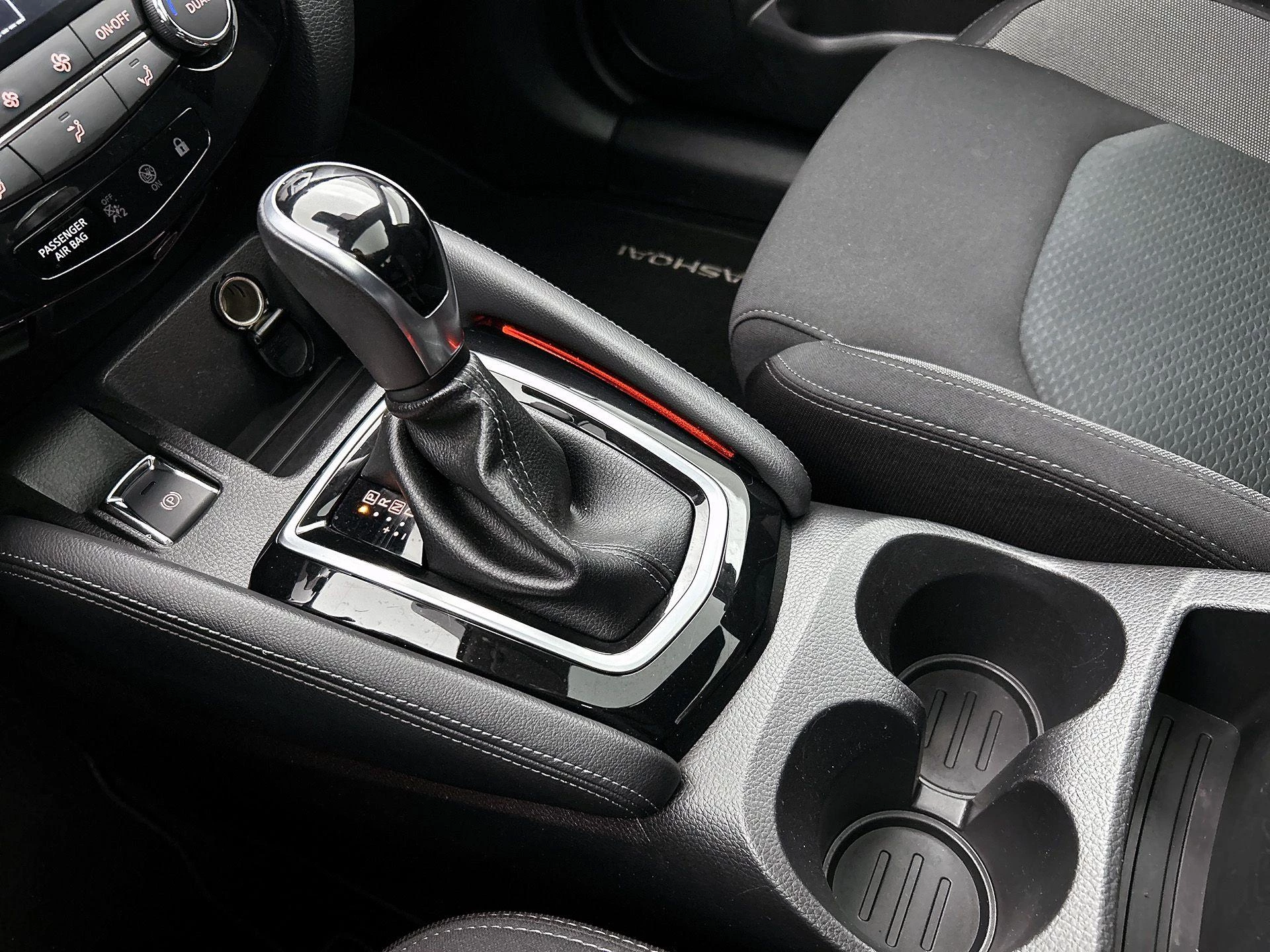 Nissan-QASHQAI-image-46