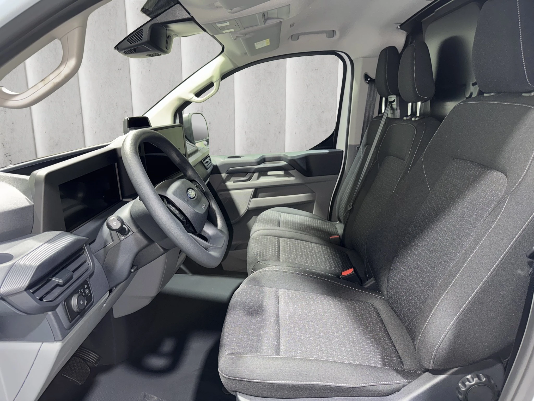 Ford-Transit Custom-image-9