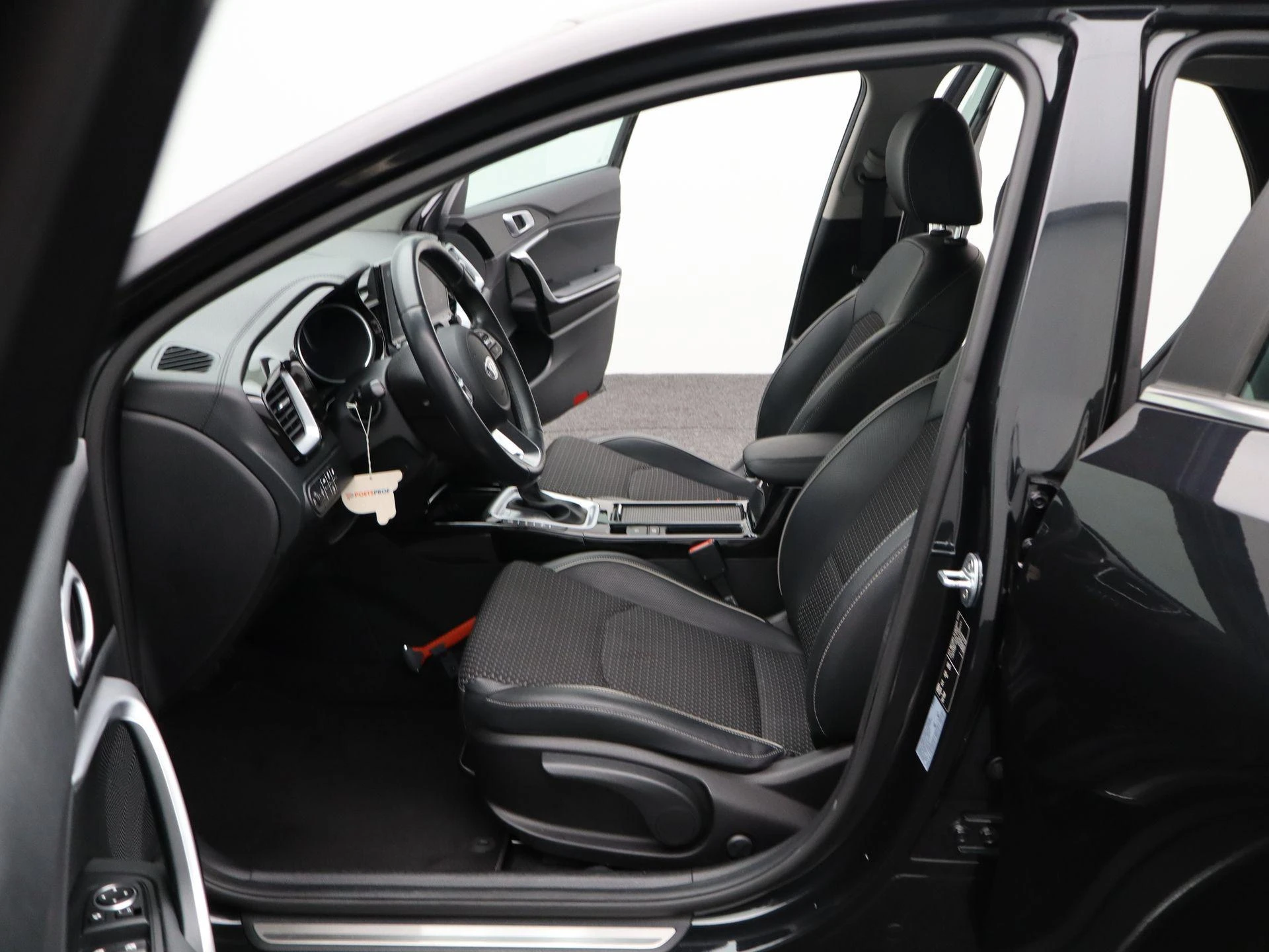 Kia-XCeed-image-12