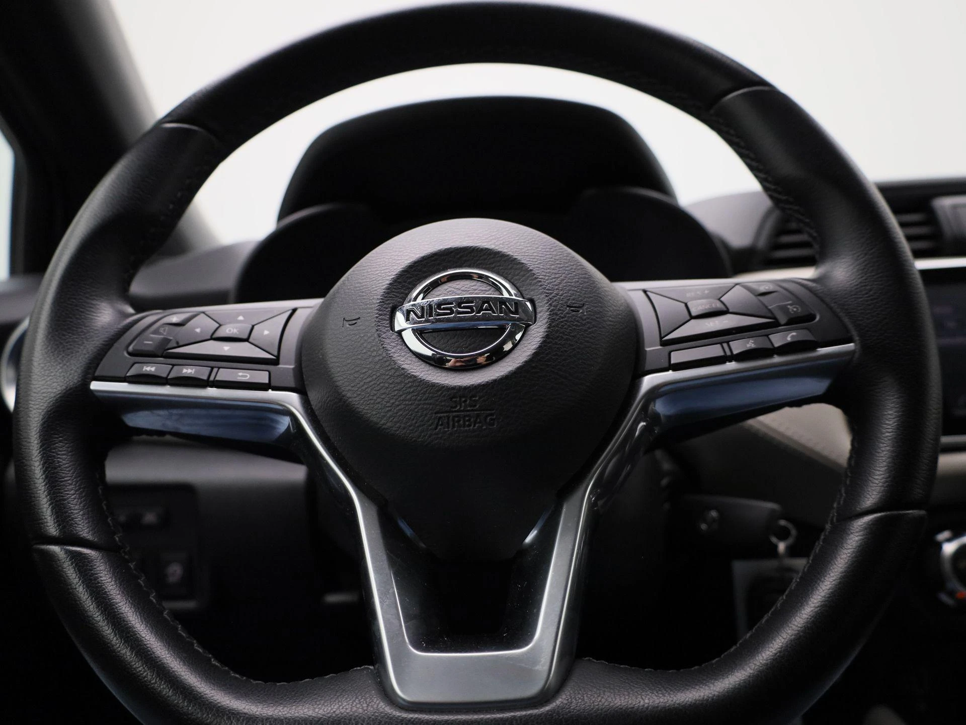 Nissan-Micra-image-23