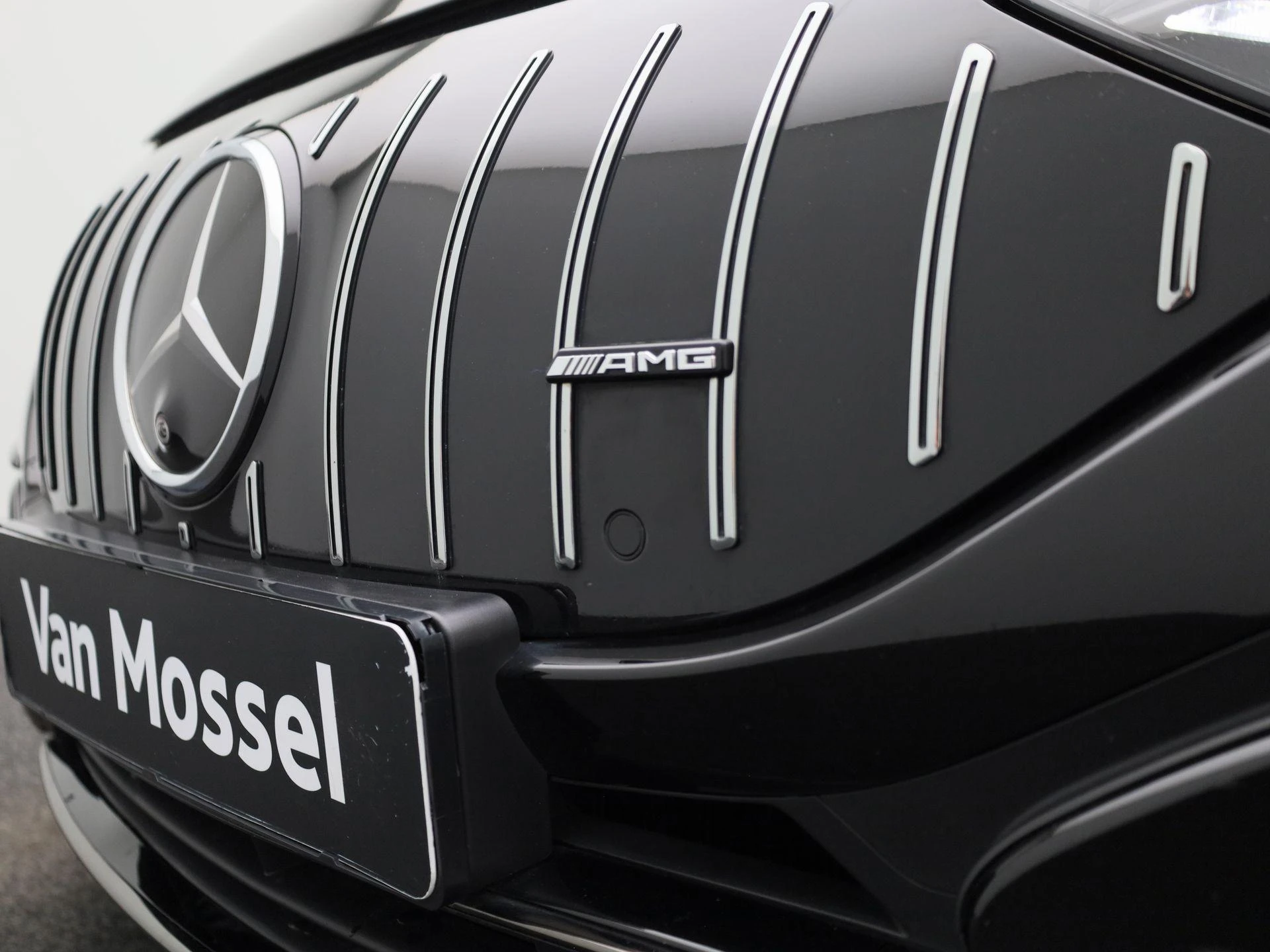 Mercedes-Benz-EQE-image-65