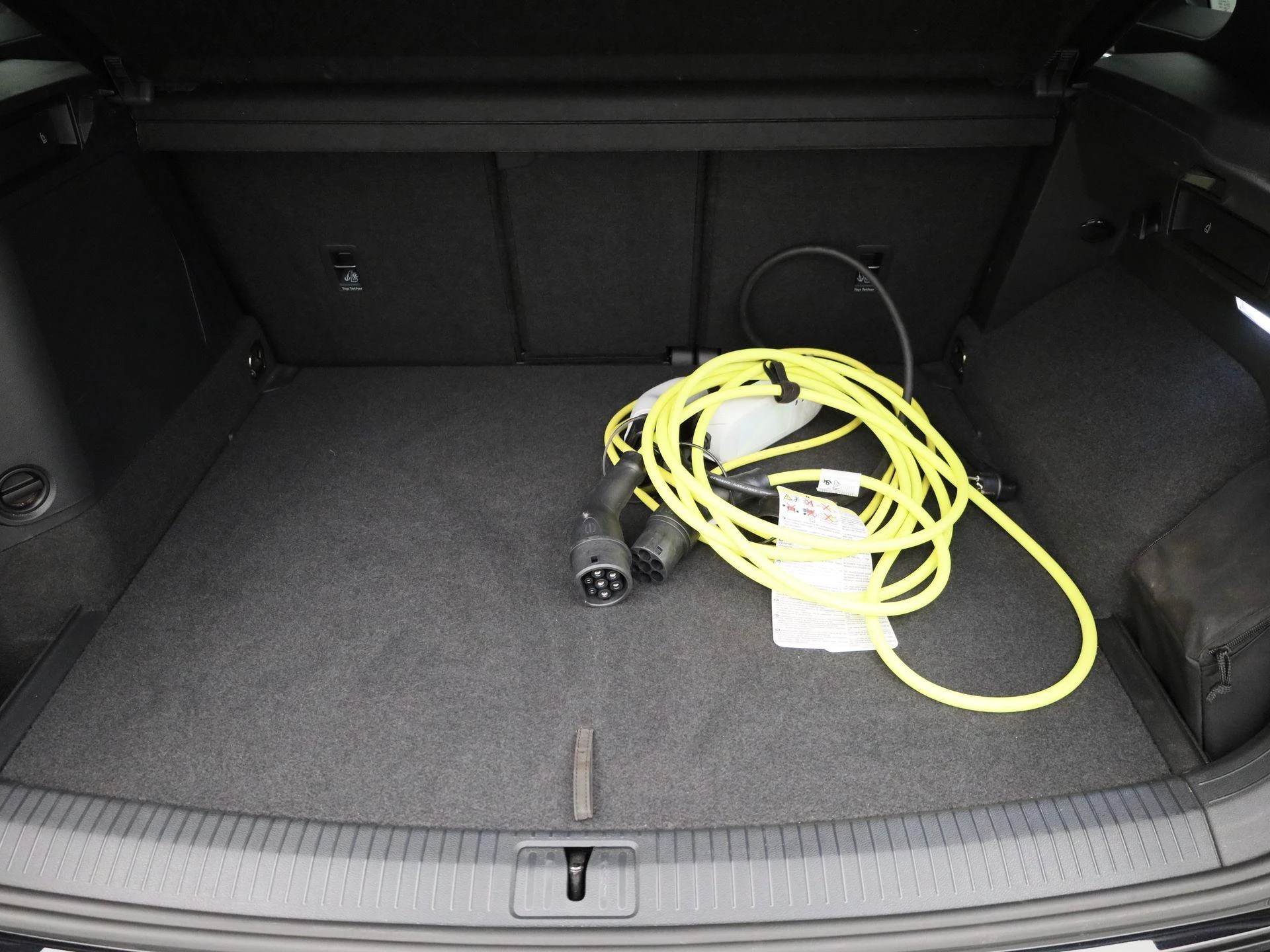 Volkswagen-Tiguan-image-11