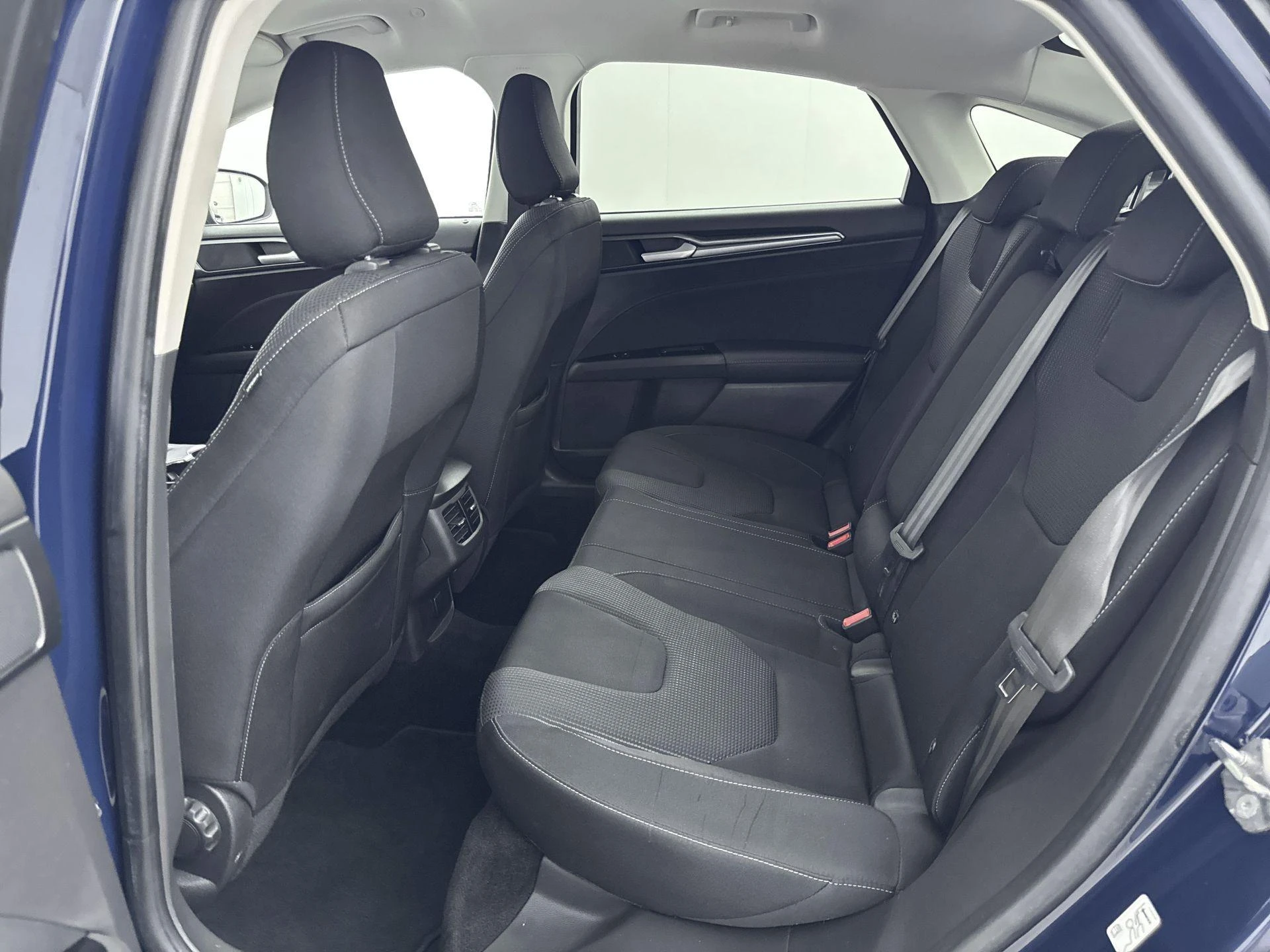 Ford-Mondeo-image-25