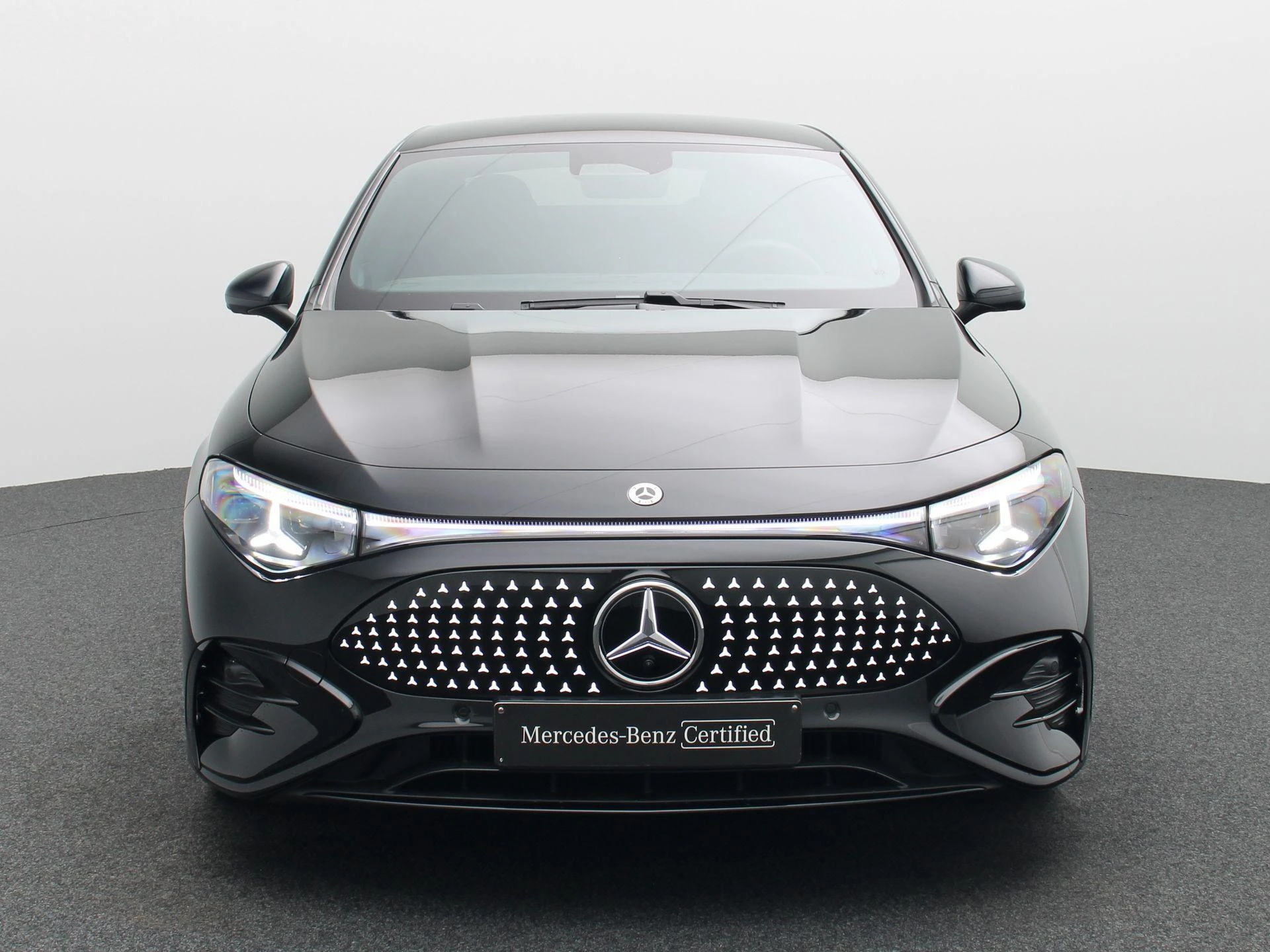 Mercedes-Benz-CLA-image-2