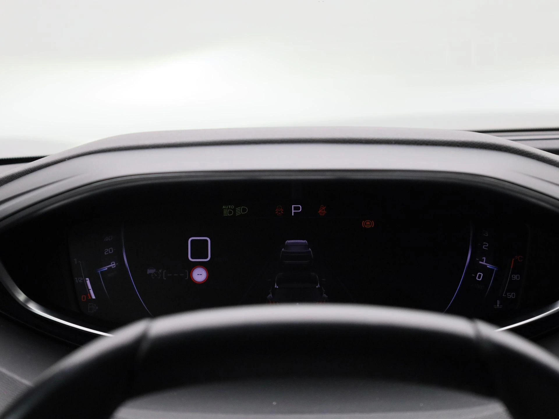 Peugeot-5008-image-7