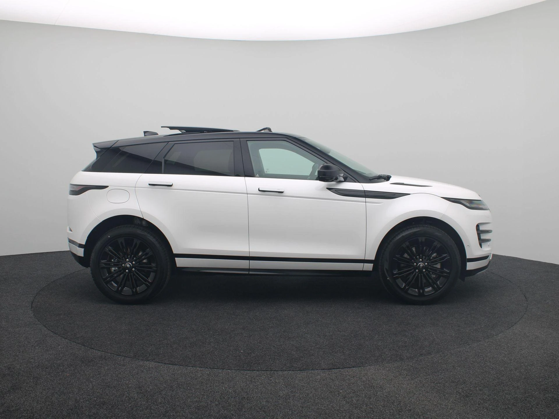 Land Rover-Range Rover Evoque-image-6
