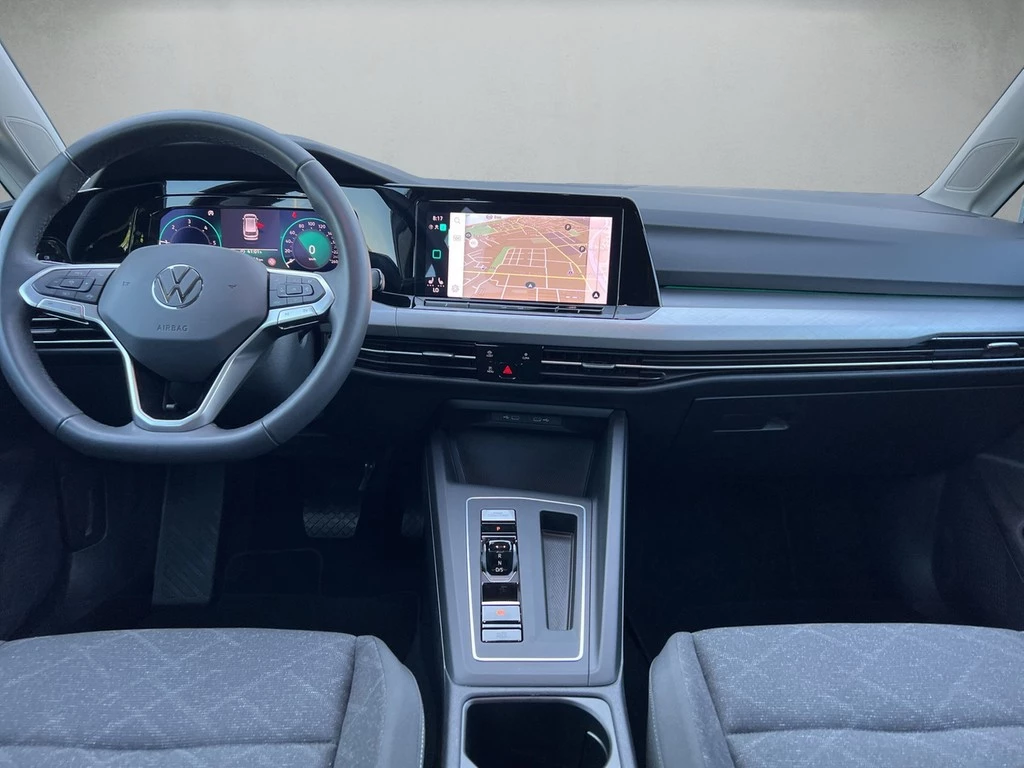 Volkswagen Golf VIII Variant 2.0 TDI DSG Life *Navi*APP*