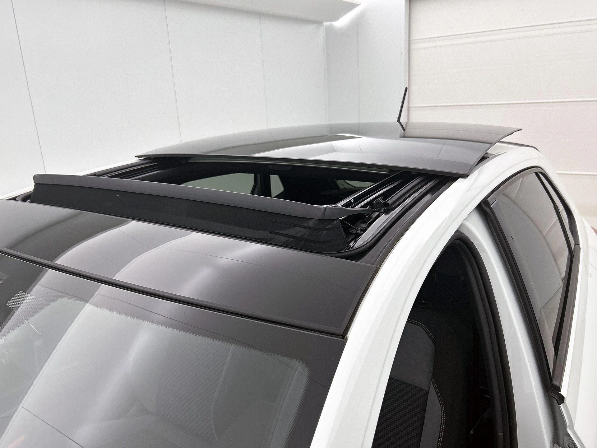 Volkswagen-Polo-image-34