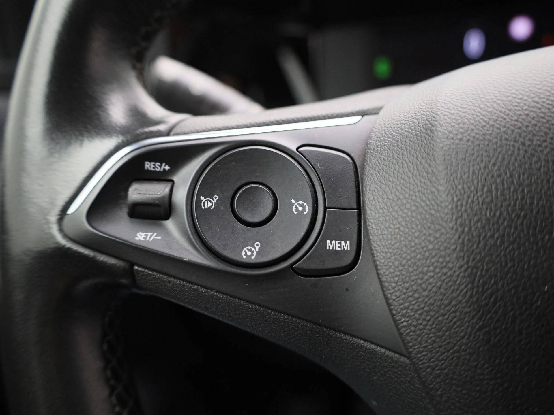 Opel-Mokka-image-16