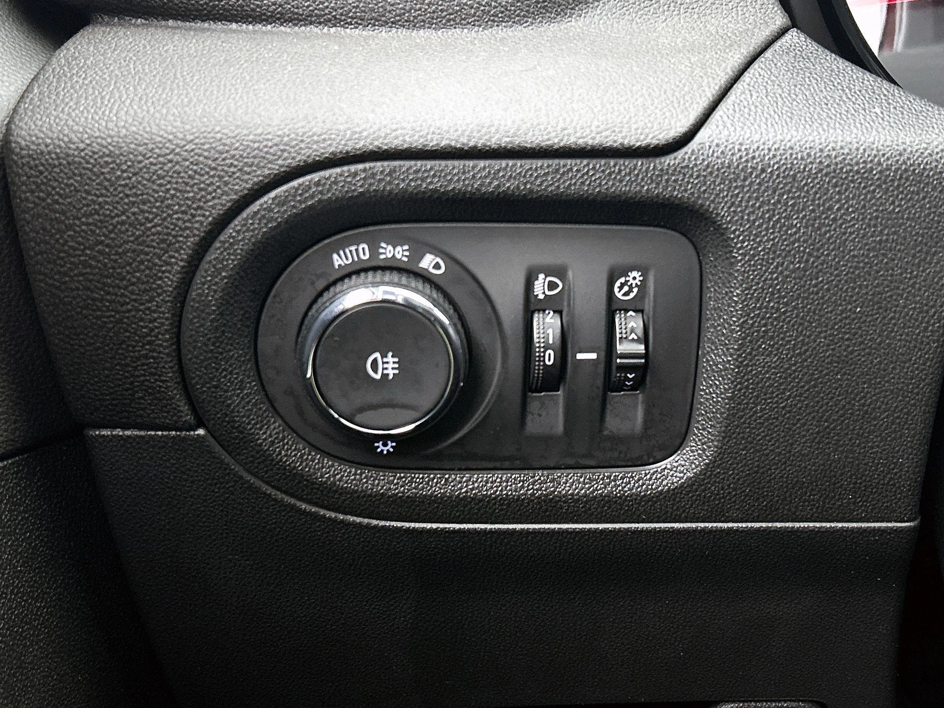 Opel-Grandland X-image-22