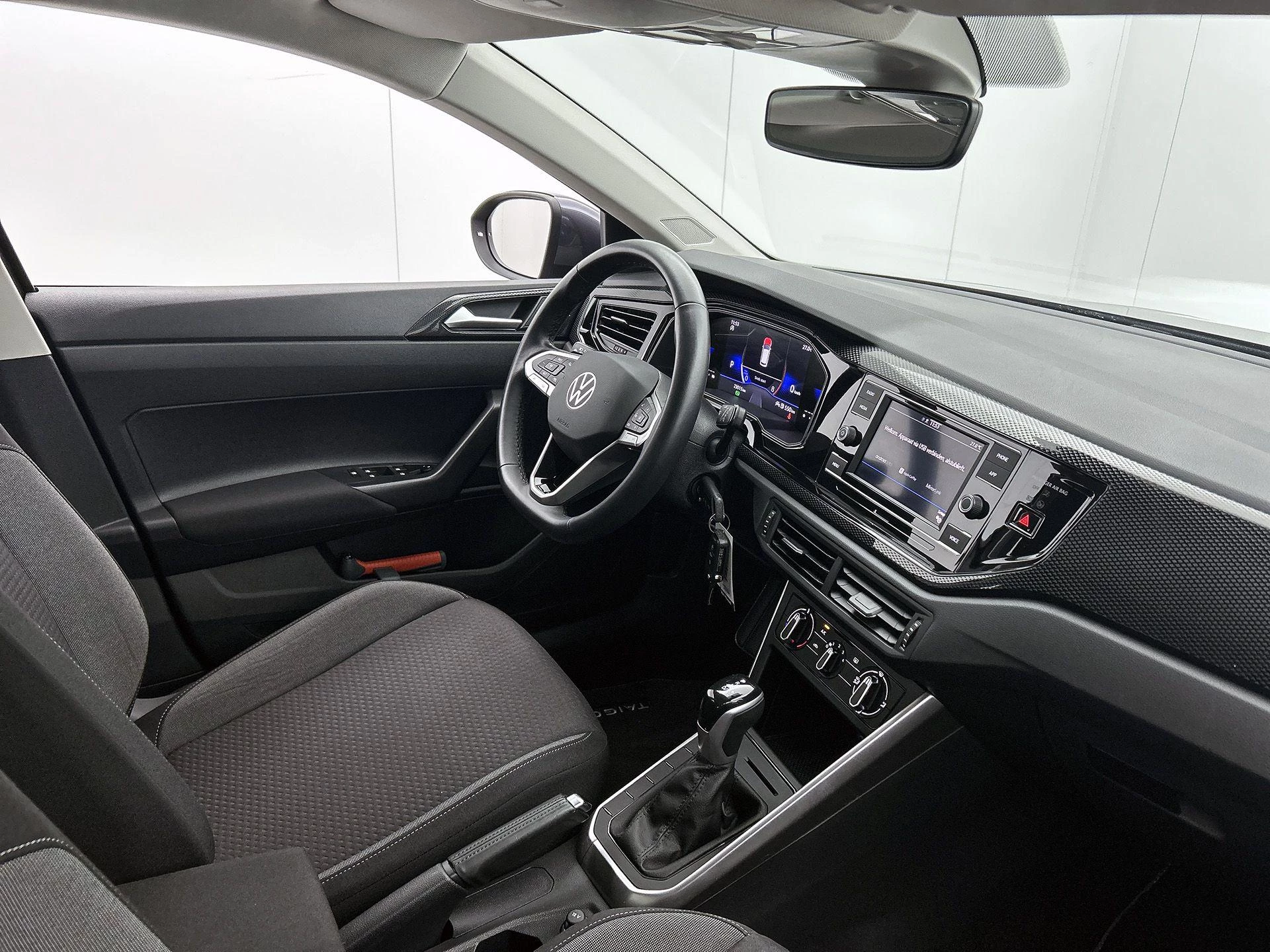 Volkswagen-Taigo-image-17