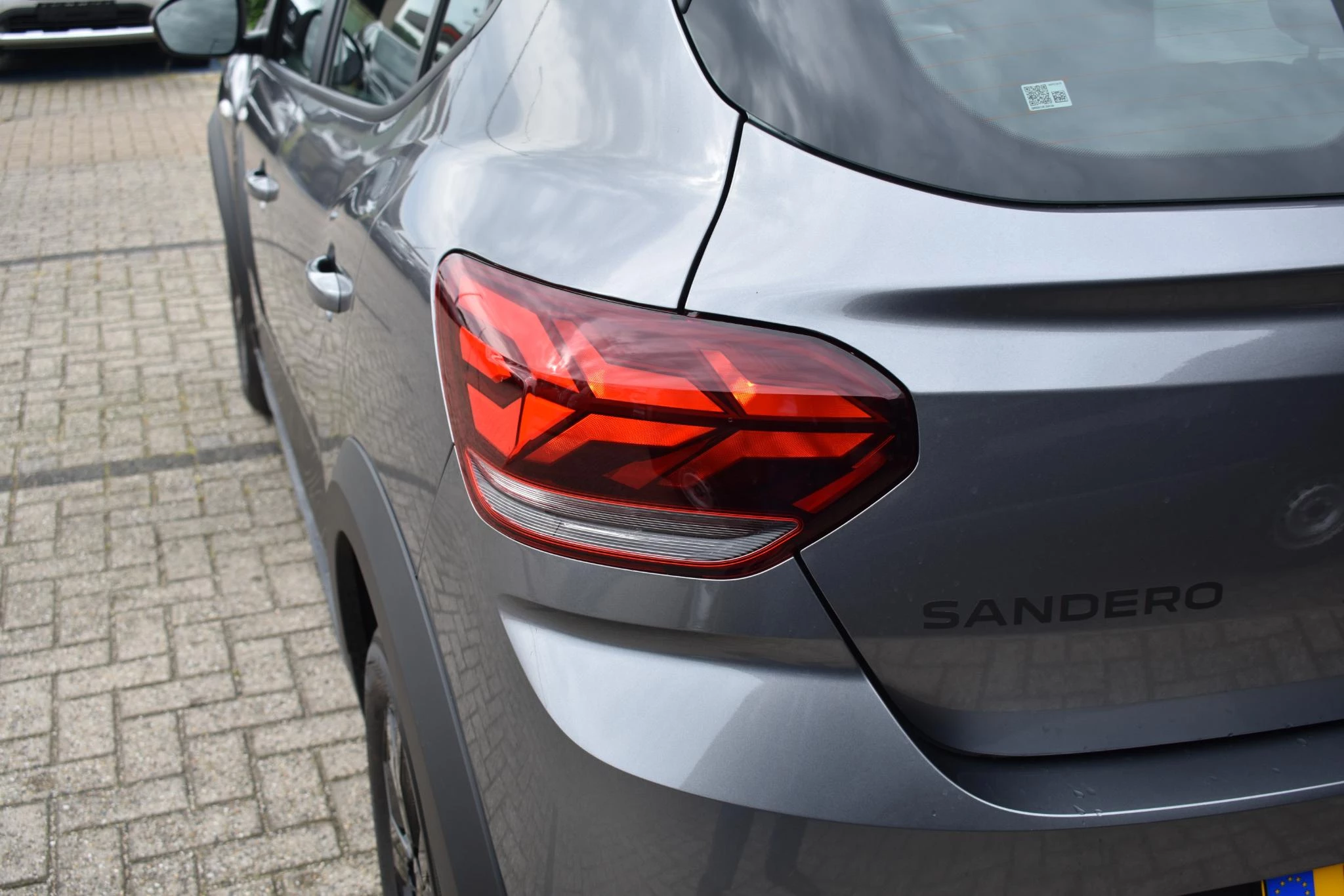 Dacia-Sandero Stepway-image-9