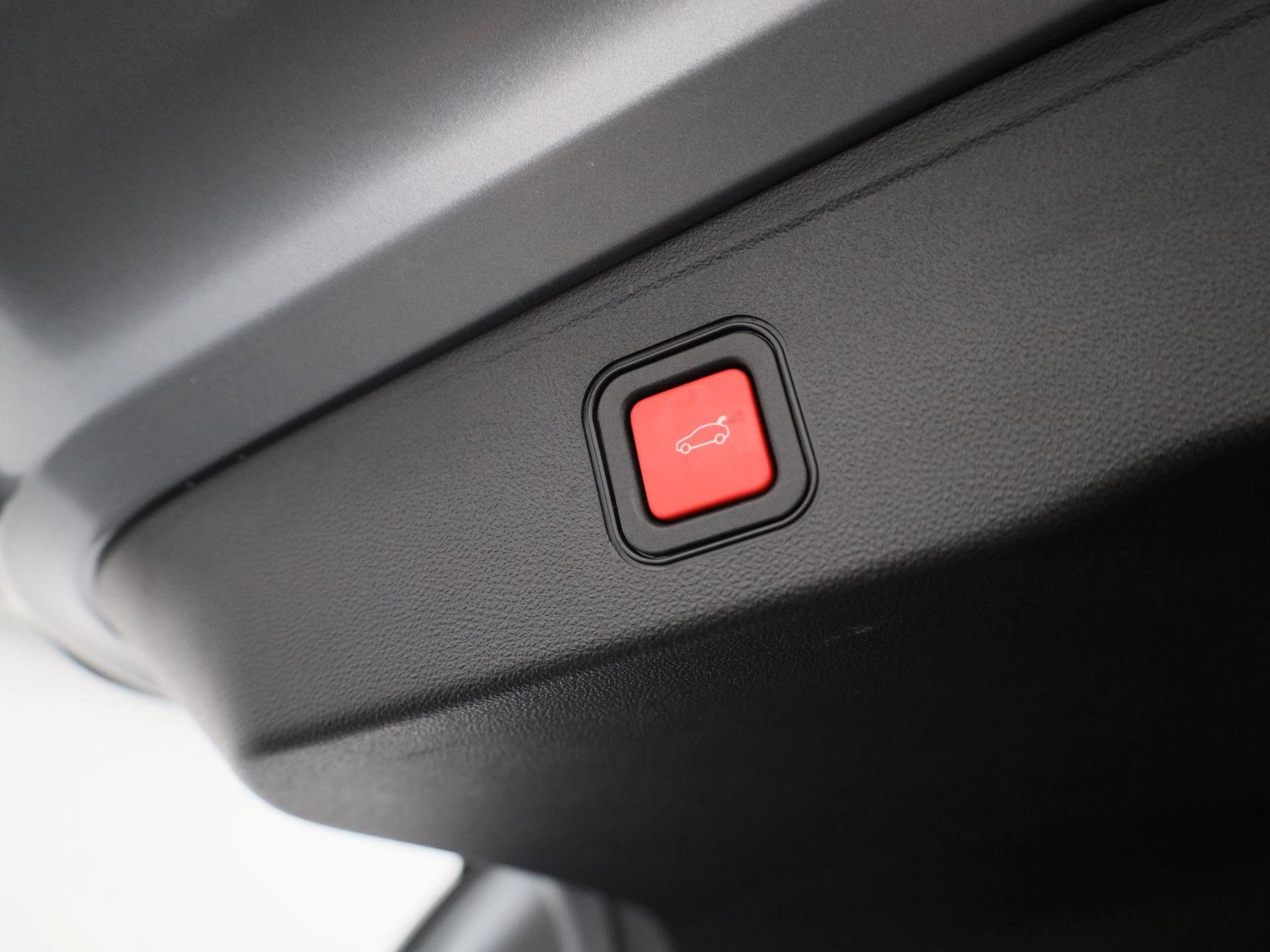 Jeep-Avenger-image-10