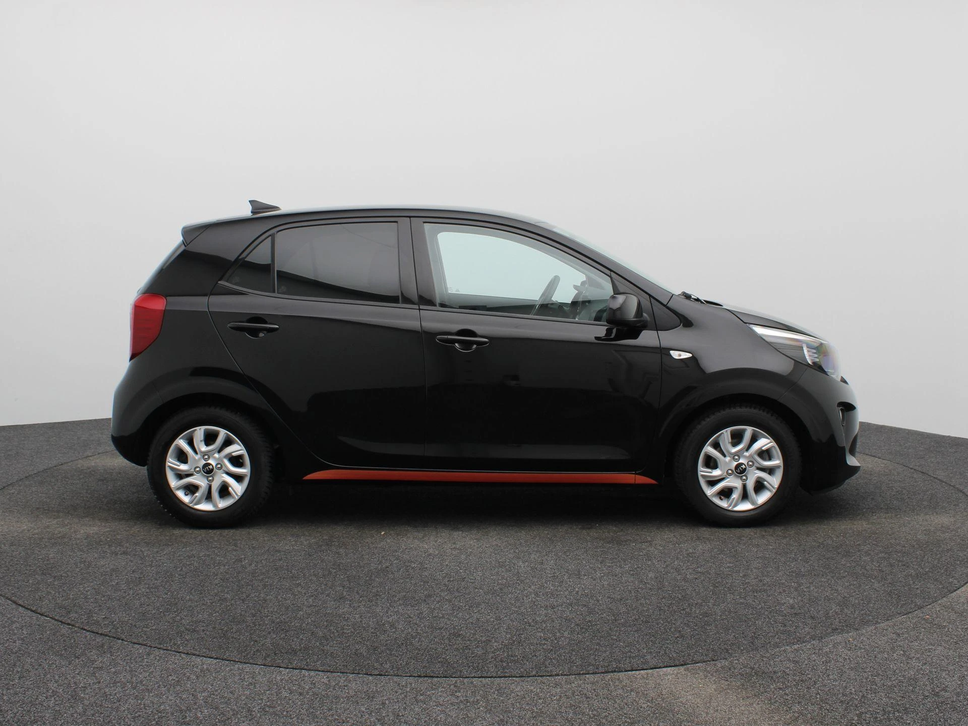 Kia-Picanto-image-5