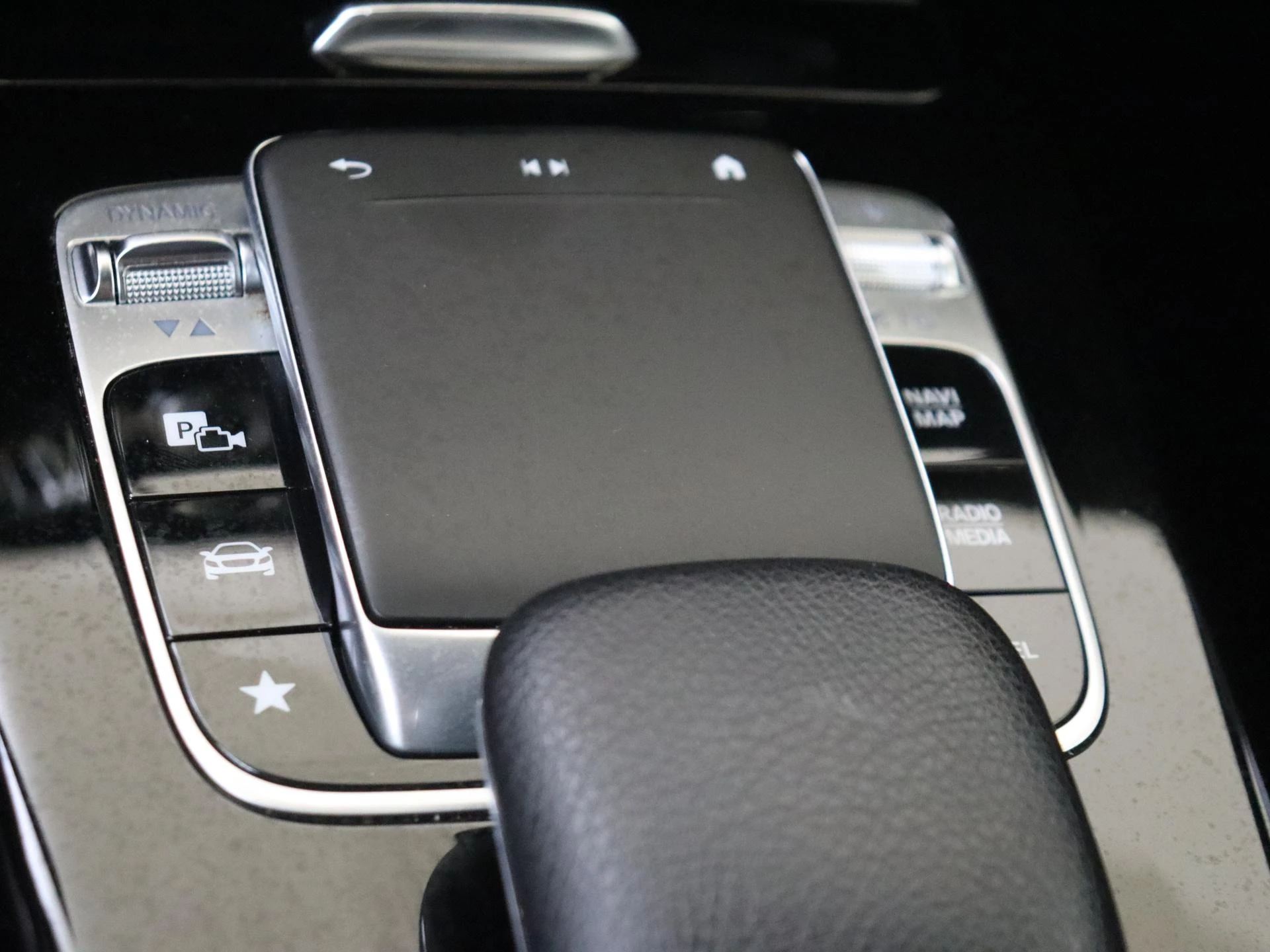 Mercedes-Benz A-Klasse 200 Business Solution AMG
