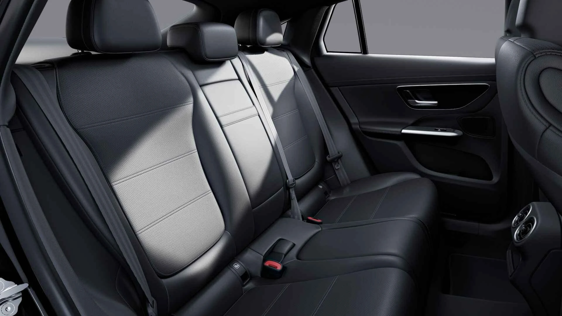 Mercedes-Benz-GLC-image-10