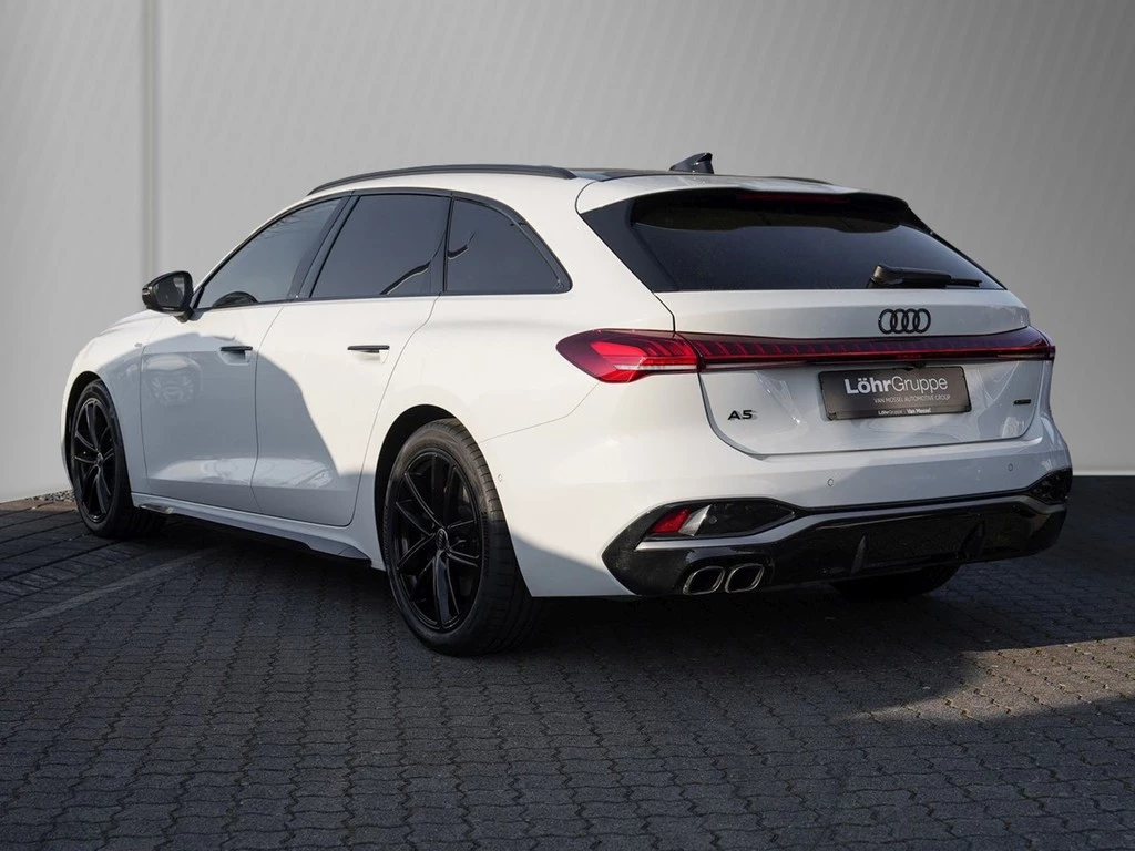 Audi A5 Avant TDI quattro S tronic edition one /AHK