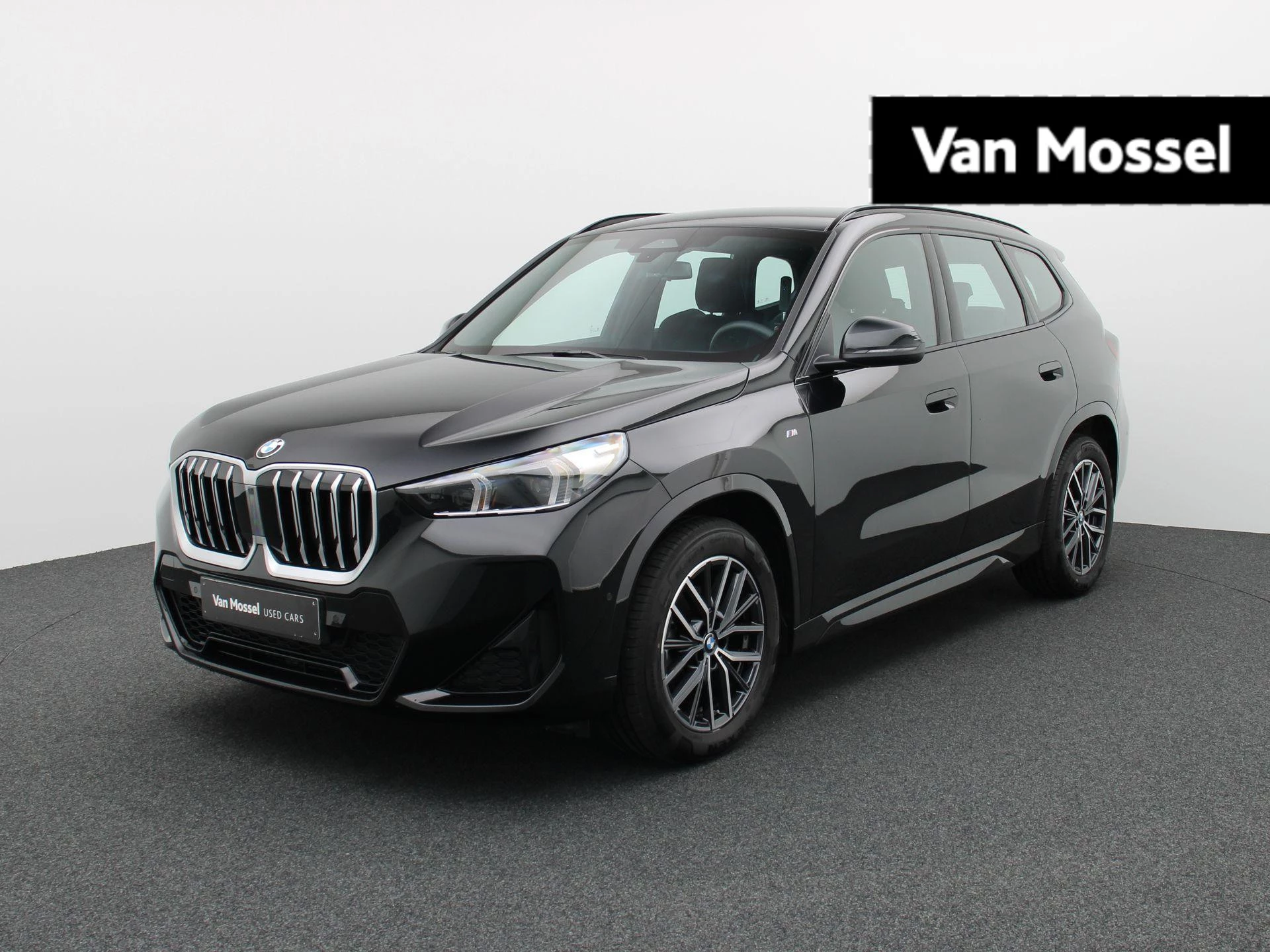 BMW-X1-image-0