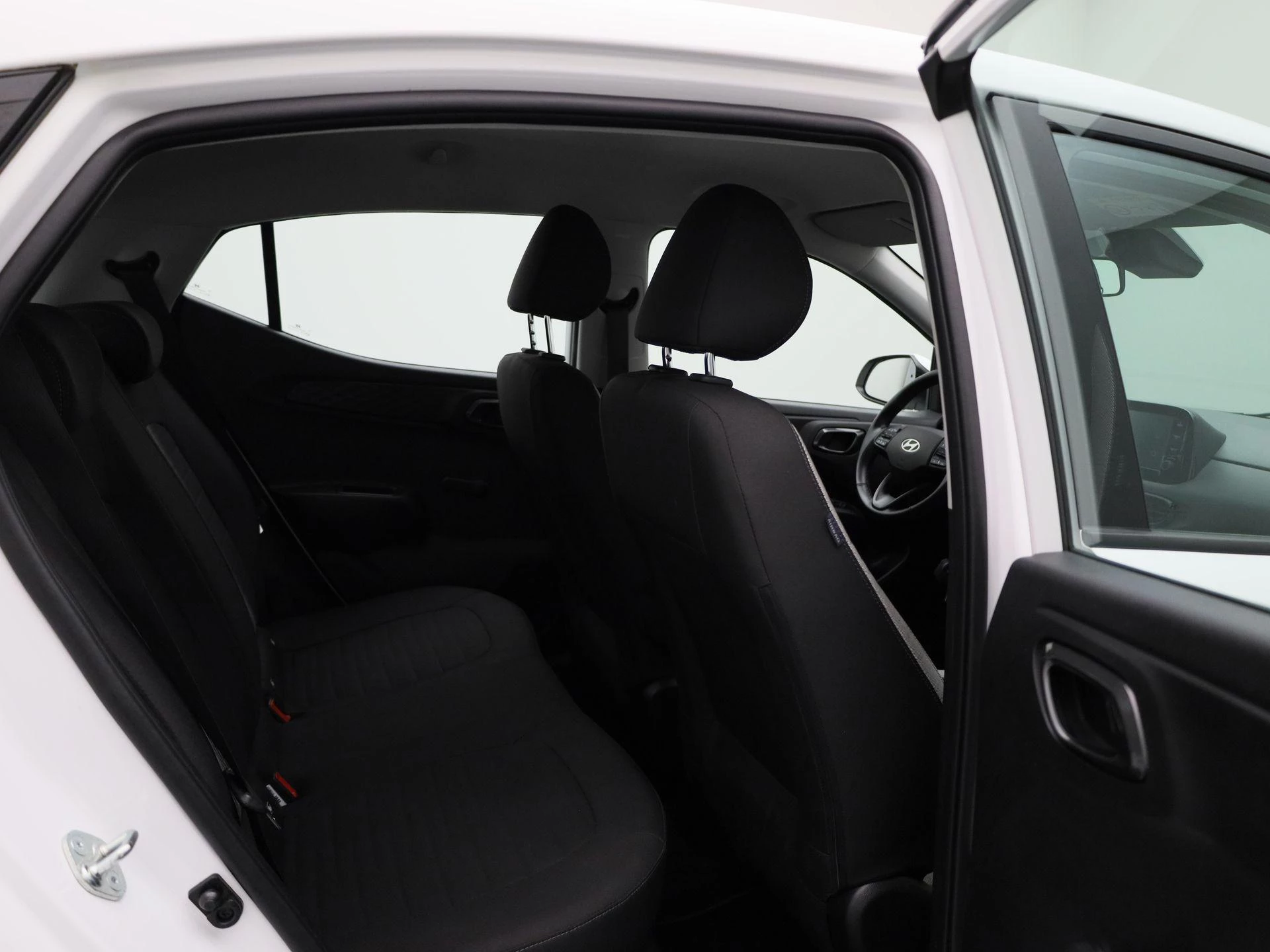 Hyundai-i10-image-28