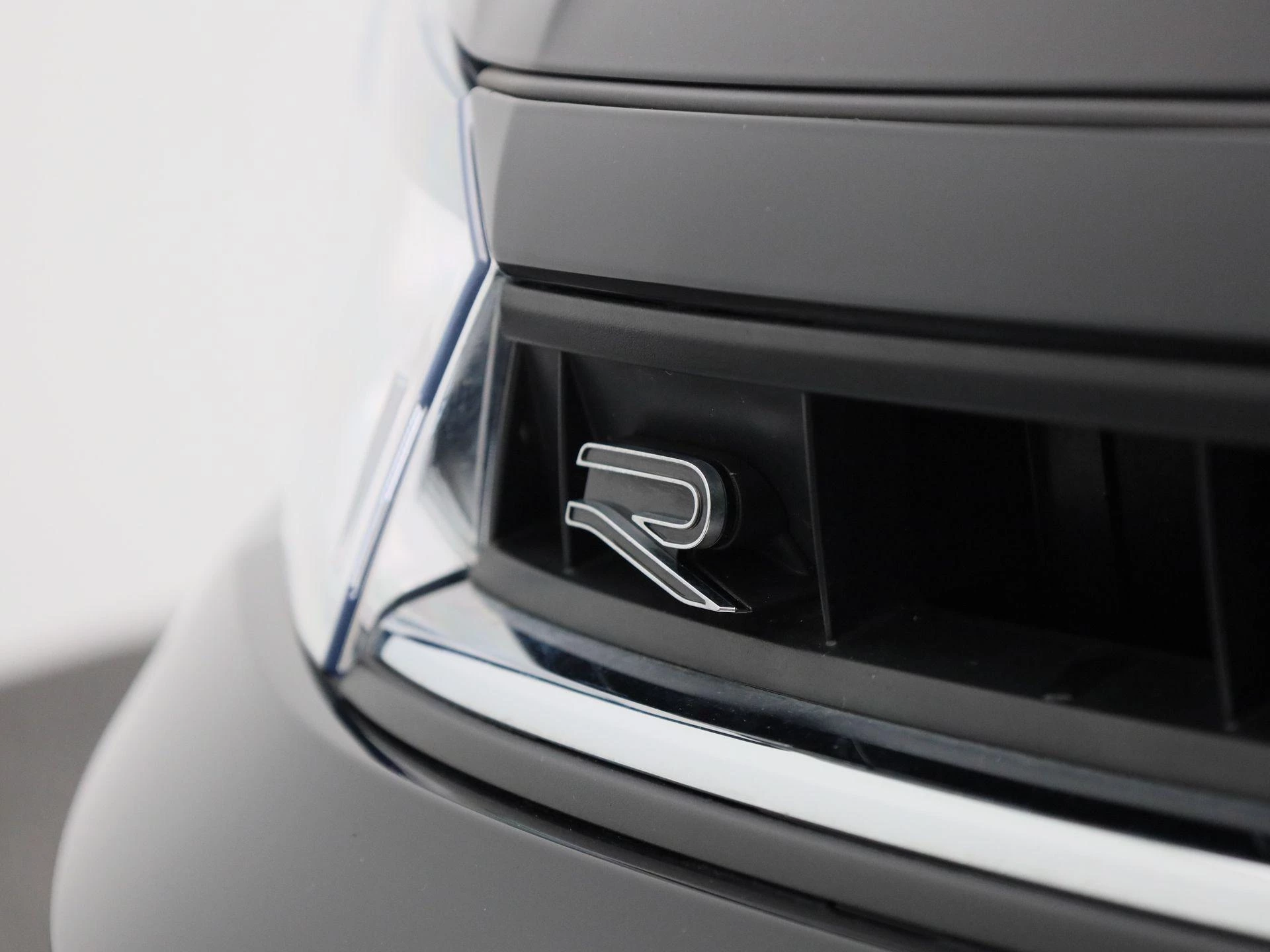 Volkswagen-Polo-image-36
