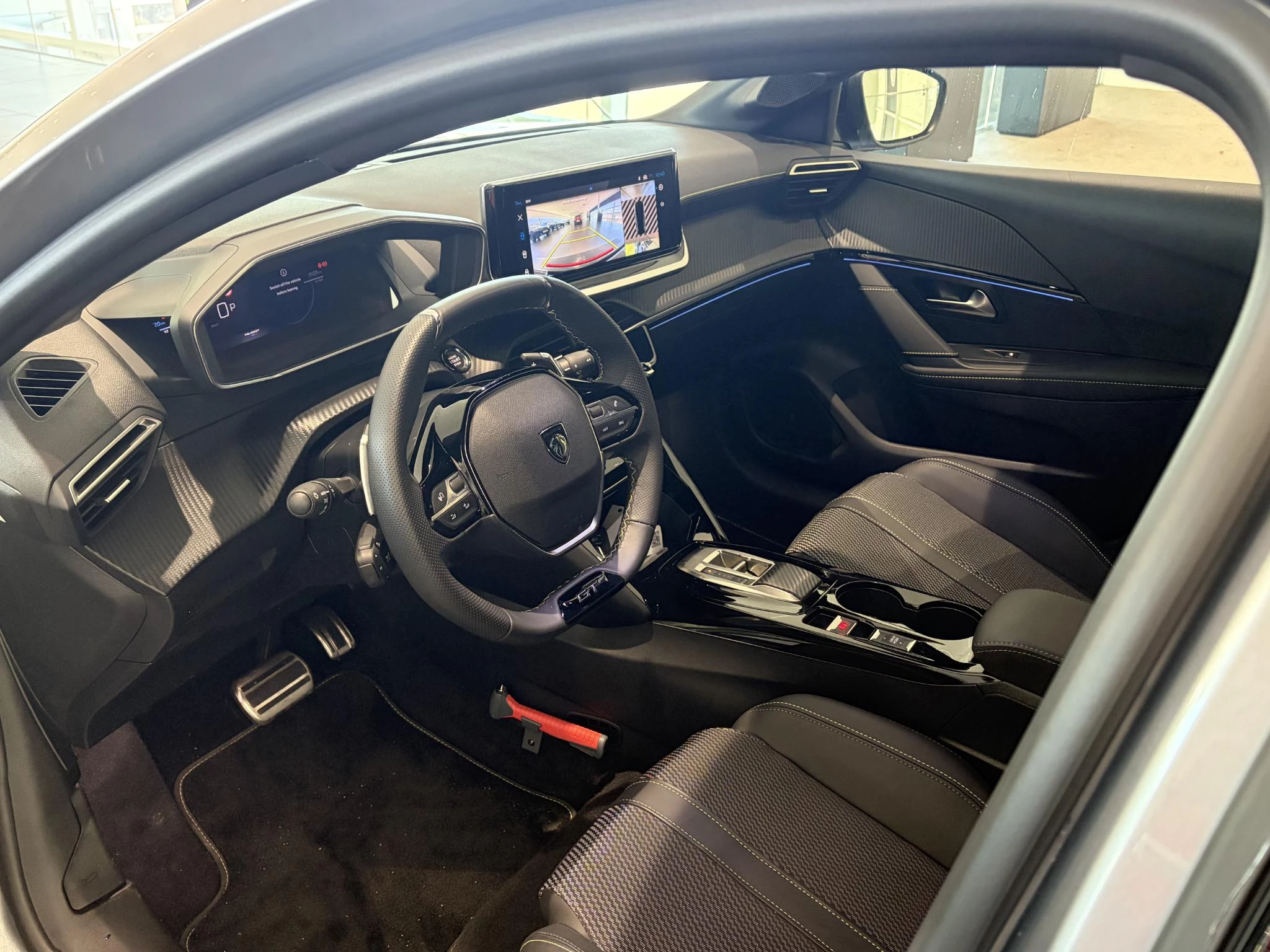 Peugeot 208 1.2 Hybrid 145 e-DCS6 GT