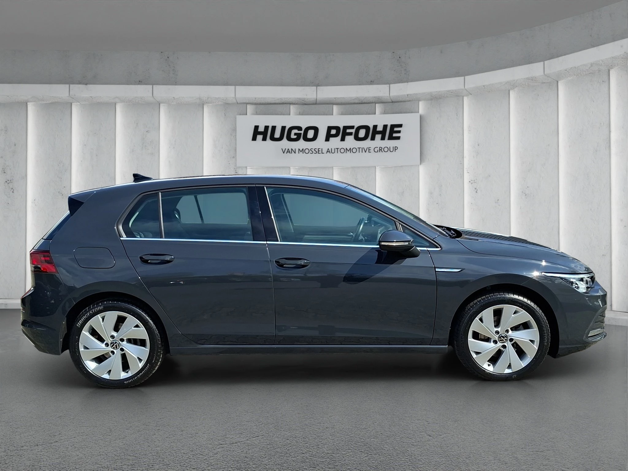 Volkswagen Golf Style VIII 2.0 TDI Aut. | LED | ACC | SHZ | Massagesitz | LMF | Navi