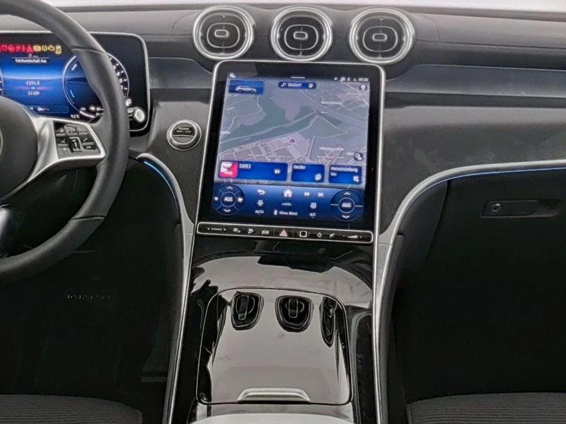 Mercedes-Benz-GLC-image-4