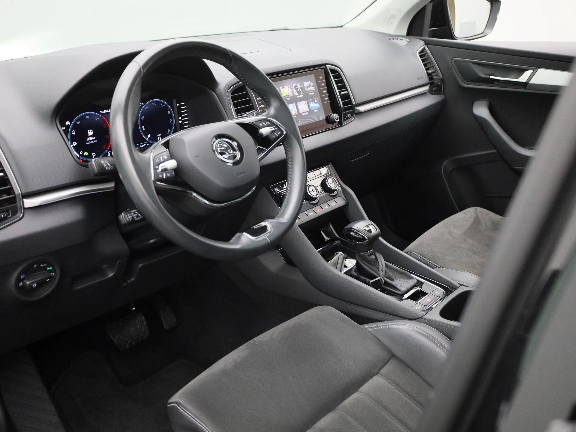 Škoda-Karoq-image-14