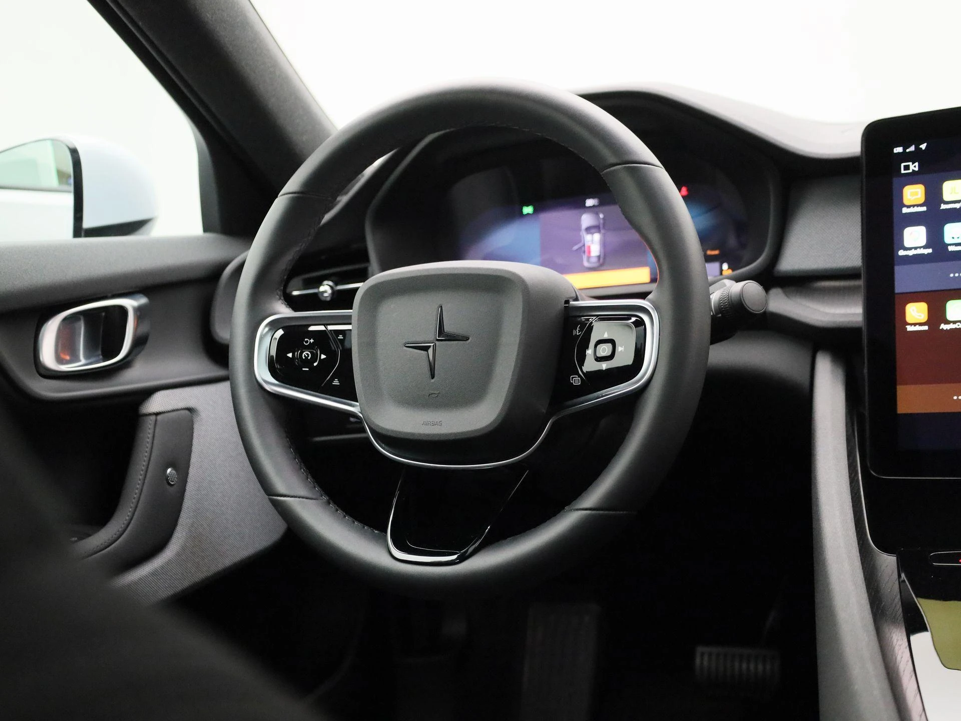 Polestar-2-image-8