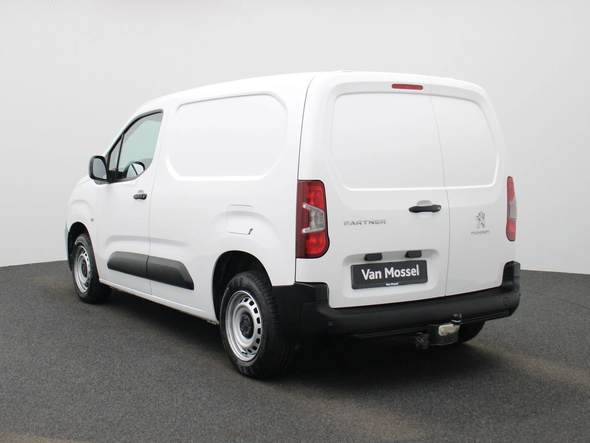 Peugeot-Partner-image-1