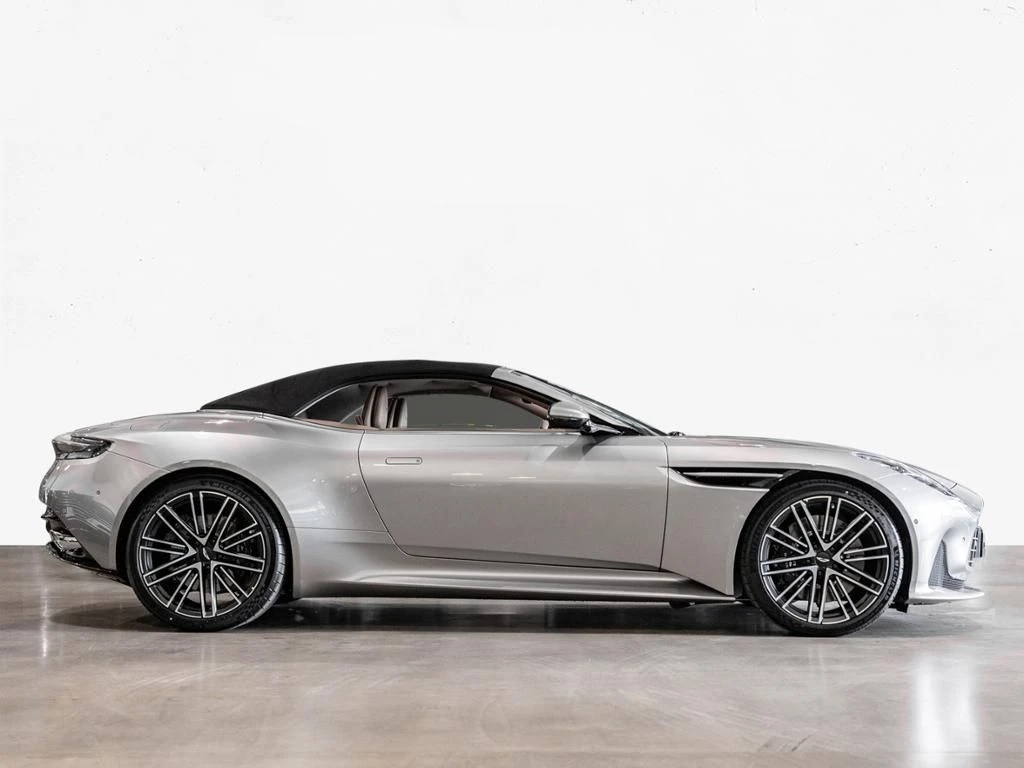 Aston Martin DB12 Volante Aston Martin Hamburg