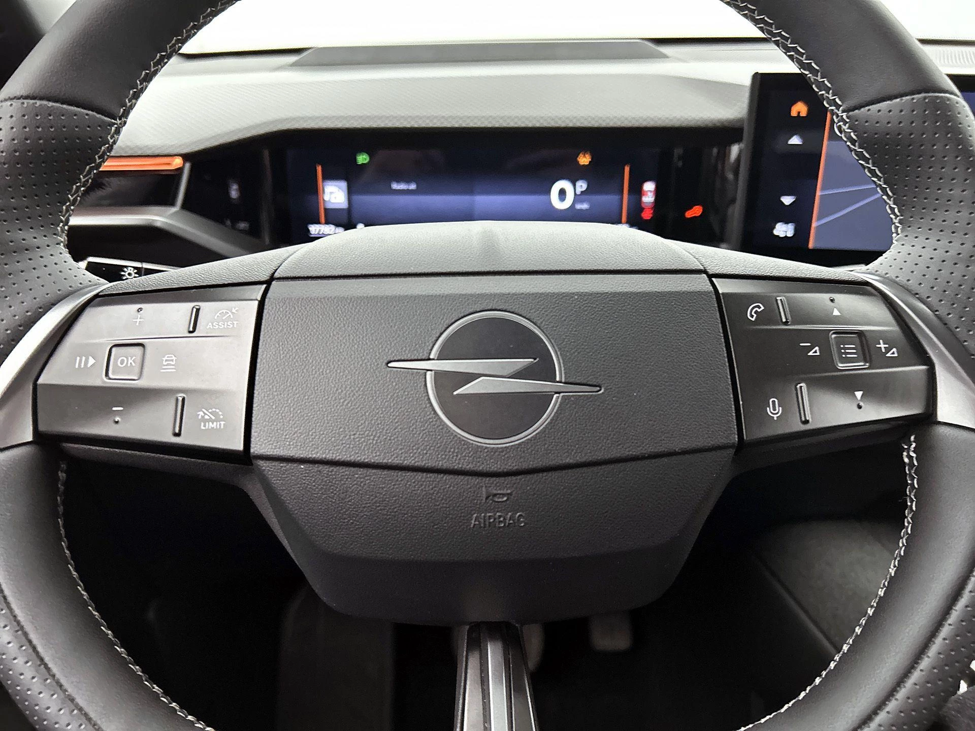 Opel-Grandland-image-35