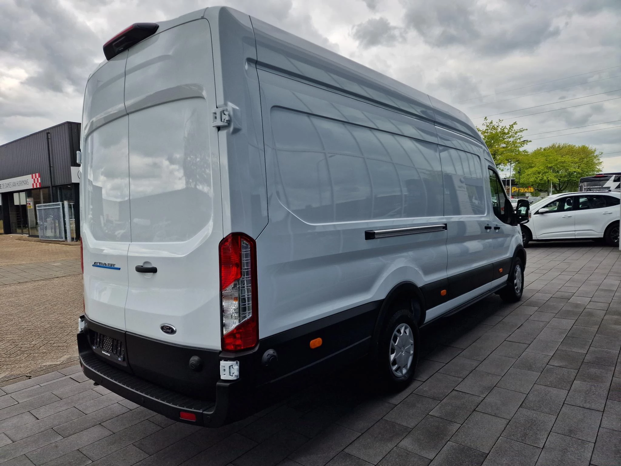 Ford-E-Transit-image-3