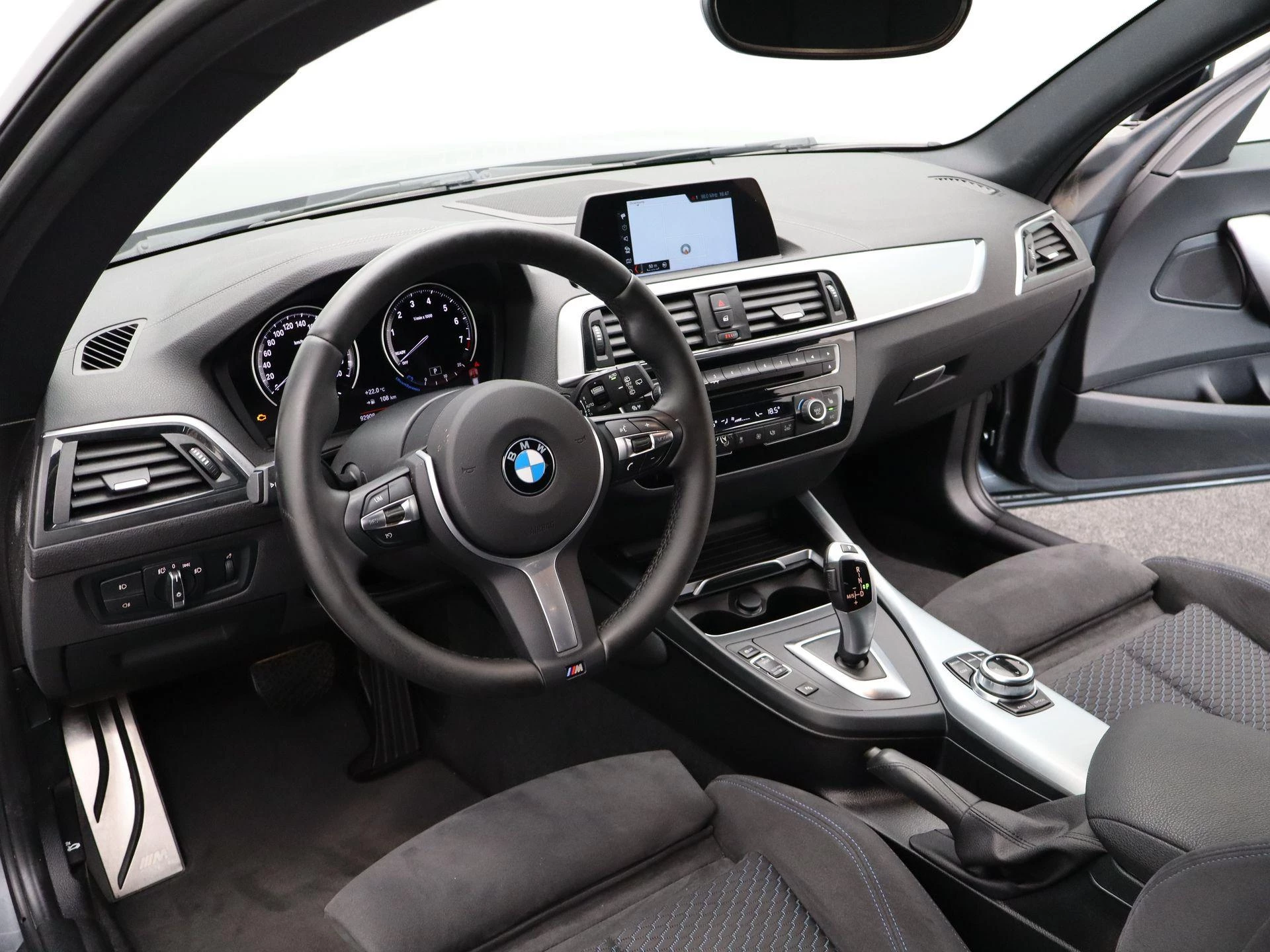 BMW-1 Serie-image-31