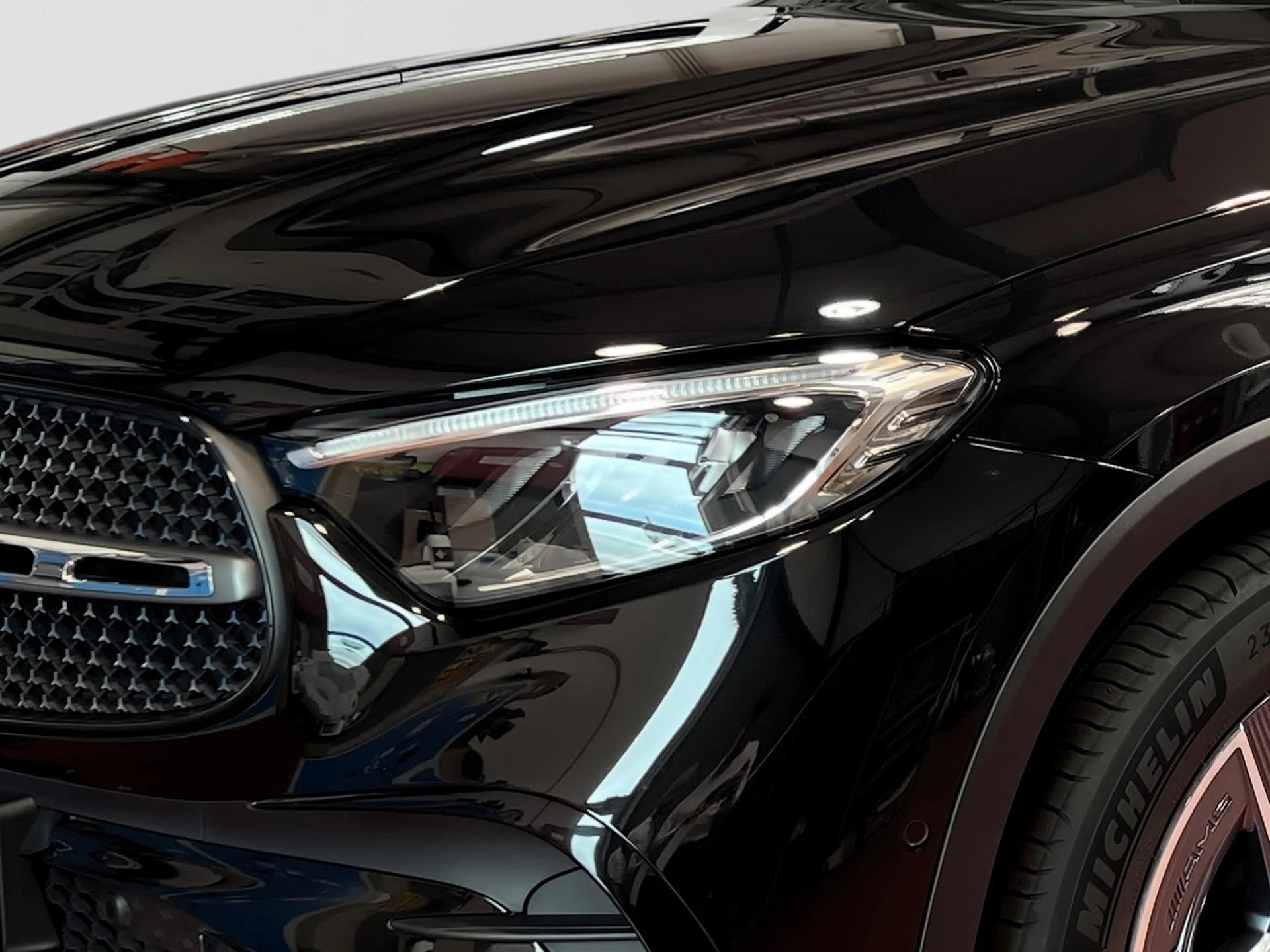 Mercedes-Benz-GLC-image-11