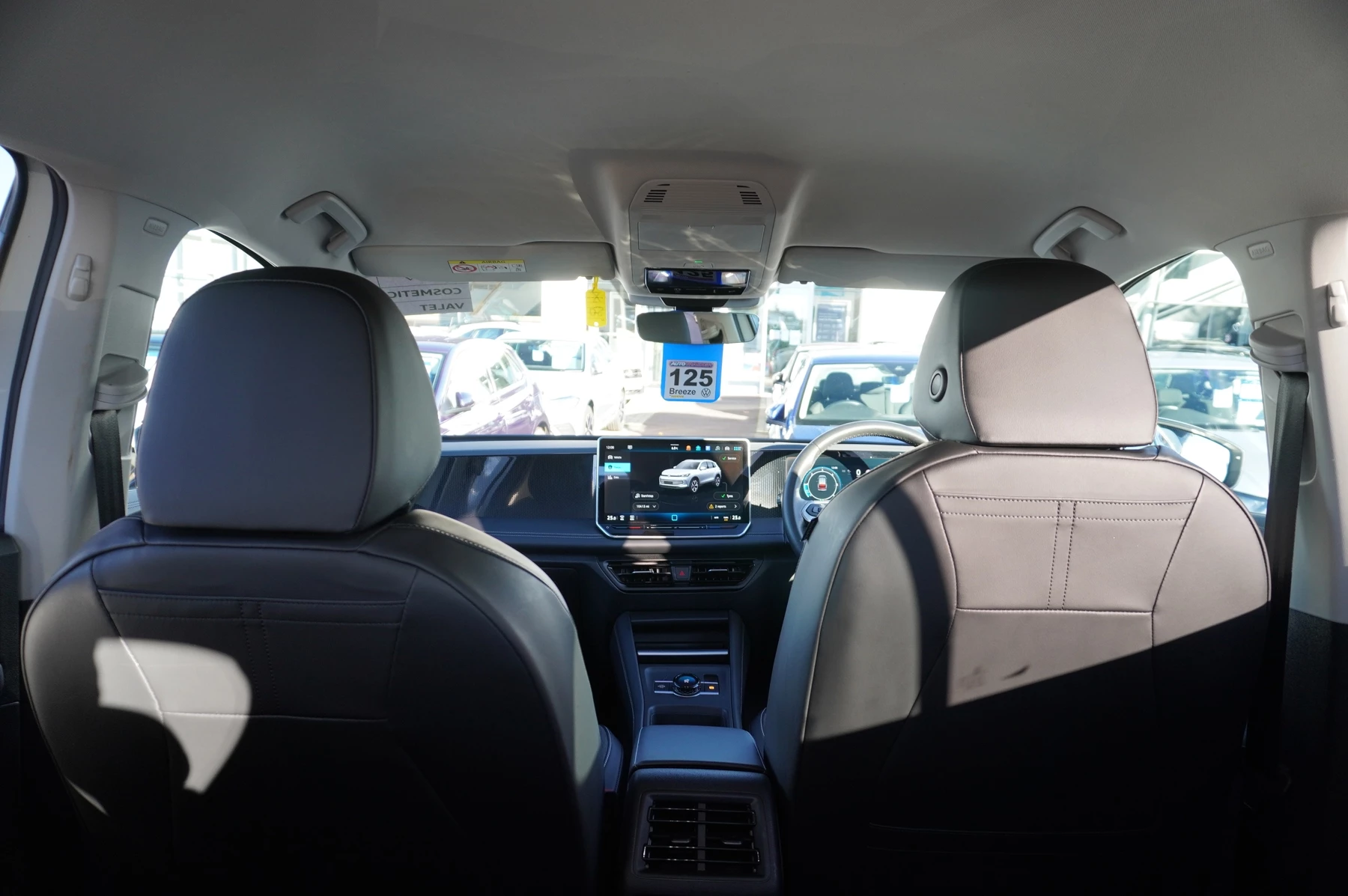 Volkswagen-Tiguan-image-44