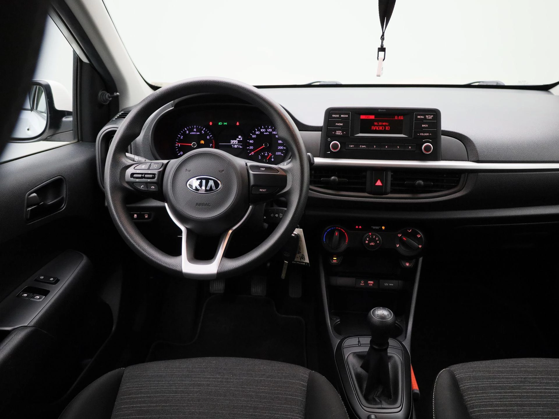 Kia-Picanto-image-6