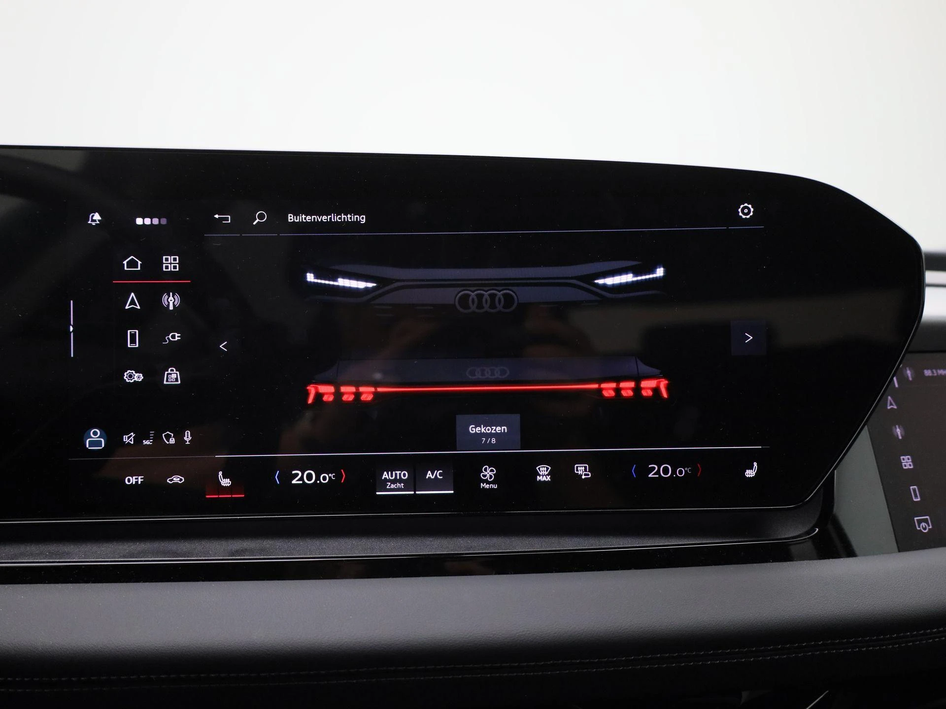 Audi-Q6 e-tron-image-35