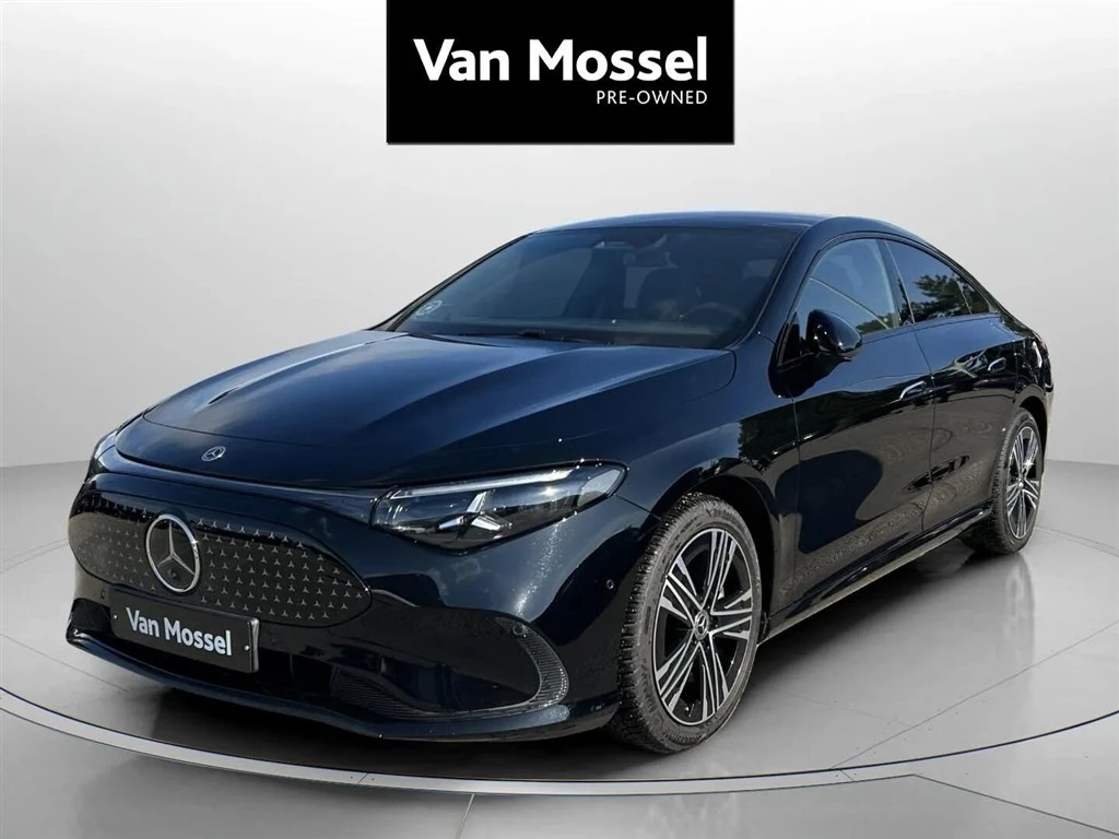 Mercedes-Benz-CLA-image-0