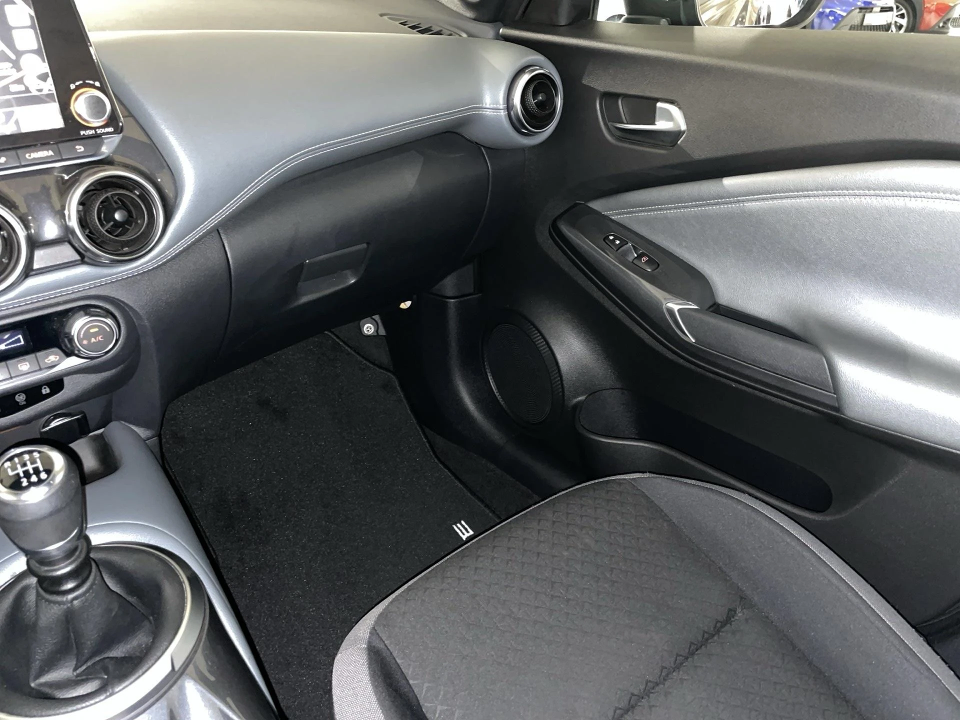 Nissan Juke 1.0 DIG-T Tekna