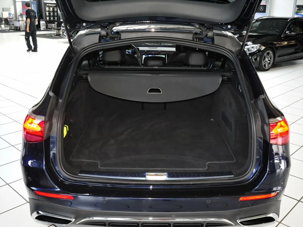 Mercedes-Benz-E-Klasse 220 d-image-14