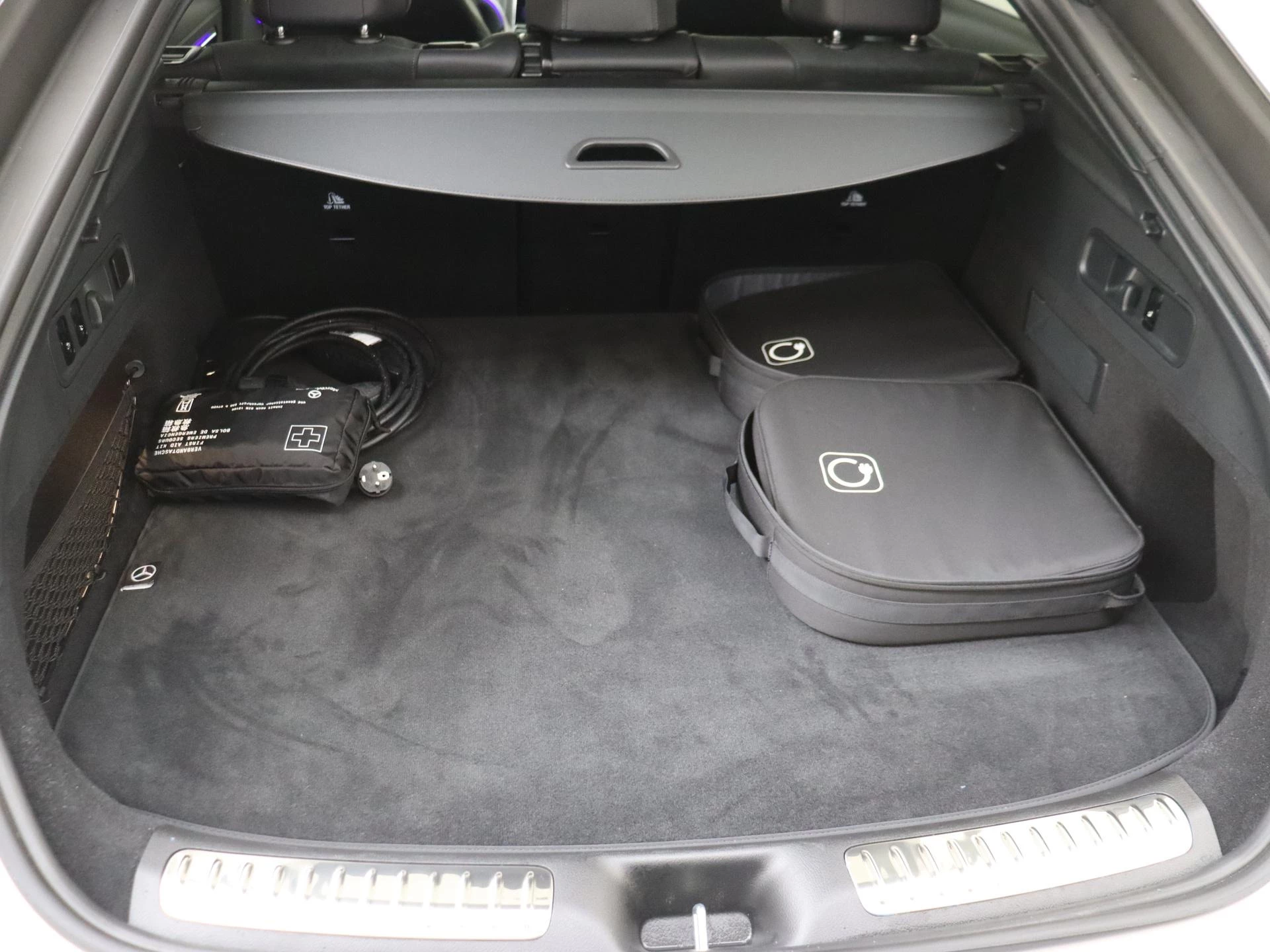 Mercedes-Benz-GLC-image-33