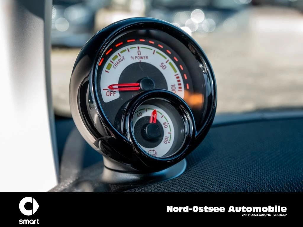 smart Fortwo EQ PRIME LED COOL & AUDIO DAB TEMPO Prime